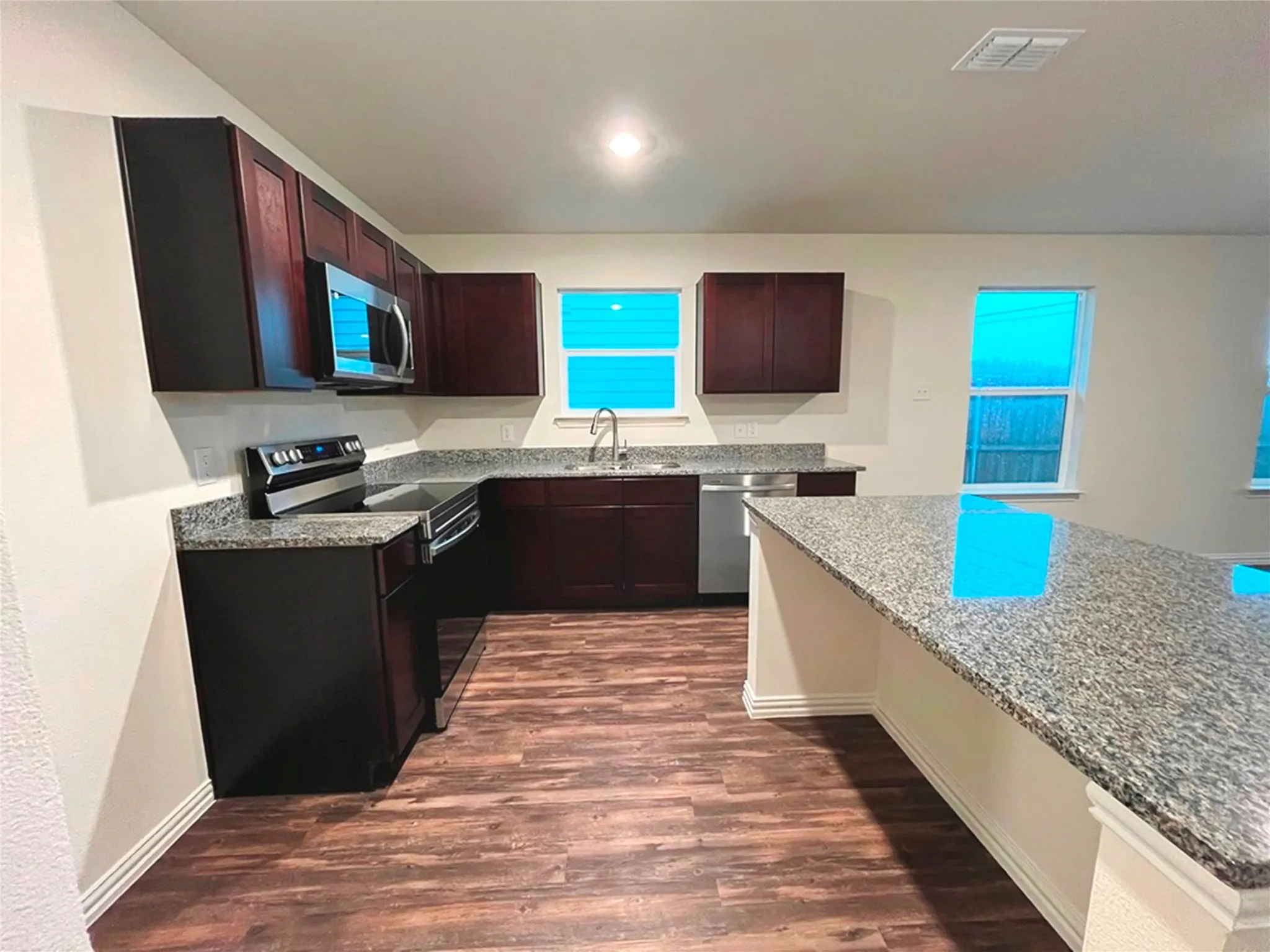 Single Family Residence For Sale in Hunt County , 108 Goel Street, Greenville, Texas 75402, 4 Bedroom, 2 Bathroom, 2 Garage spaces, 1,571 Sqft, built in 2024, mls#21299179, Real Estate Agent in Greenville, Homes For Sale in Hunt county, Homes For Sale in Greenville, Realtor in Greenville Texas, Real Estate Brokerage Independent Realty Texas, Luminita Cordes Realtor