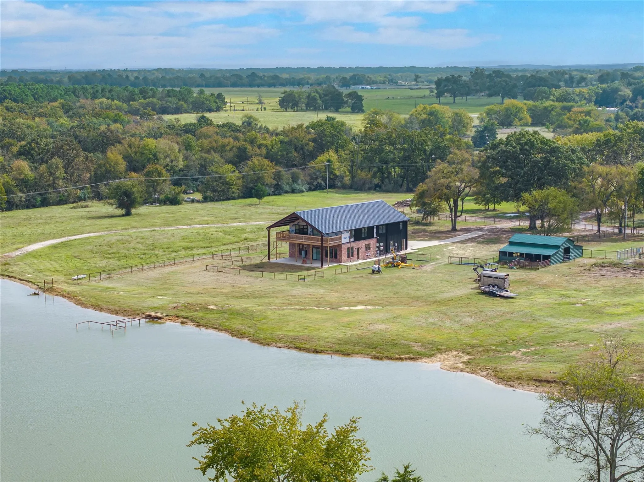Single Family Residence For Sale in Van Zandt County , 412 Vz County Road 1413, Van, Texas 75790, 5 Bedroom, 4 Bathroom, 3 Garage spaces, 4,815 Sqft, built in 2023, mls#21299080, Real Estate Agent in Van, Homes For Sale in Van Zandt county, Homes For Sale in Van, Realtor in Van Texas, Real Estate Brokerage Independent Realty Texas, Luminita Cordes Realtor