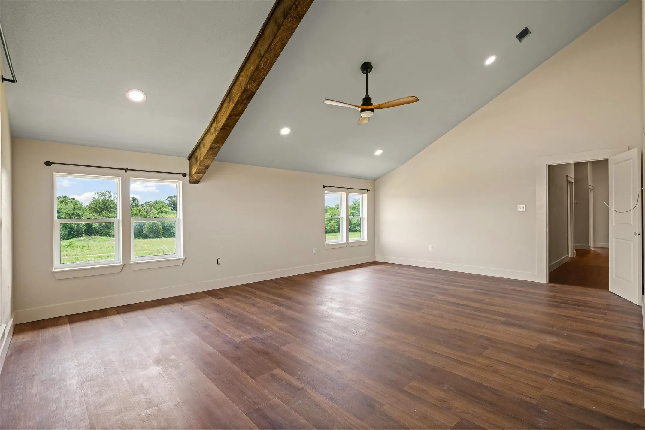 Single Family Residence For Sale in Van Zandt County , 412 Vz County Road 1413, Van, Texas 75790, 5 Bedroom, 4 Bathroom, 3 Garage spaces, 4,815 Sqft, built in 2023, mls#21299080, Real Estate Agent in Van, Homes For Sale in Van Zandt county, Homes For Sale in Van, Realtor in Van Texas, Real Estate Brokerage Independent Realty Texas, Luminita Cordes Realtor