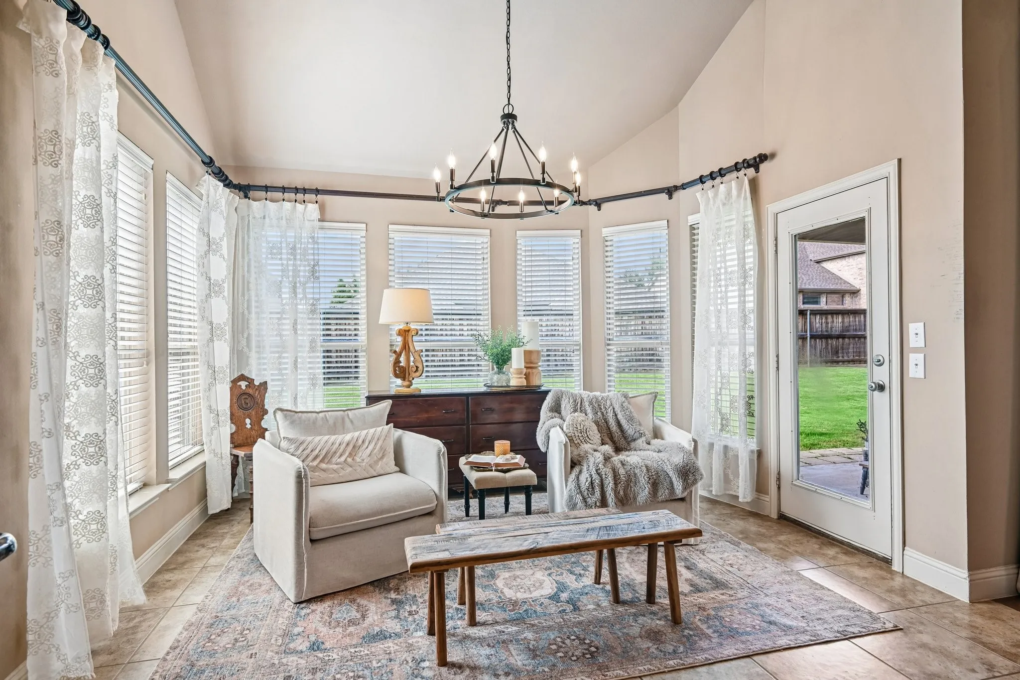 Single Family Residence For Sale in Collin County , 9566 Avalon Drive, Frisco, Texas 75035, 5 Bedroom, 4 Bathroom, 2 Garage spaces, 3,395 Sqft, built in 2008, mls#21297587, Real Estate Agent in Frisco, Homes For Sale in Collin county, Homes For Sale in Frisco, Realtor in Frisco Texas, Real Estate Brokerage Independent Realty Texas, Luminita Cordes Realtor