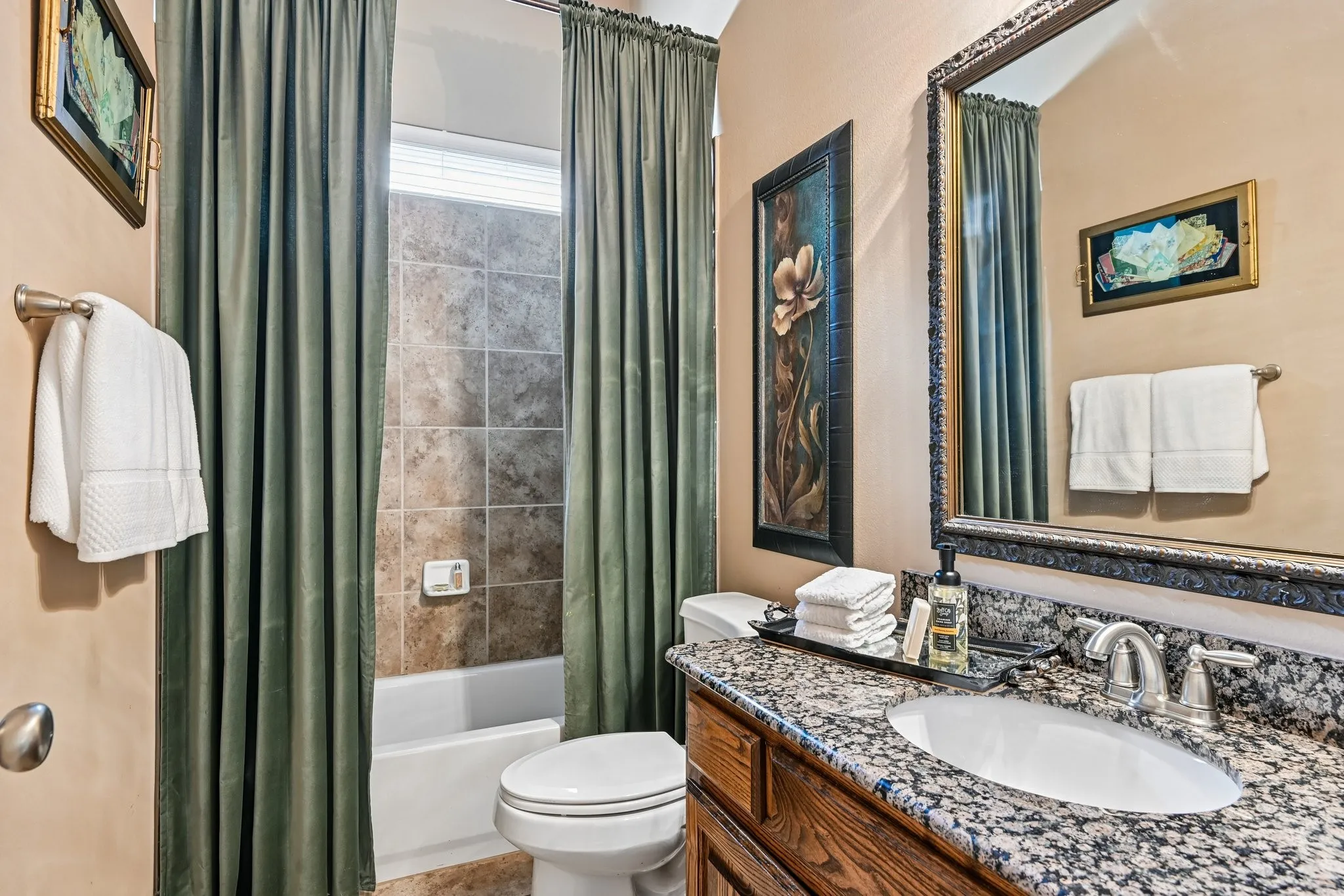 Single Family Residence For Sale in Collin County , 9566 Avalon Drive, Frisco, Texas 75035, 5 Bedroom, 4 Bathroom, 2 Garage spaces, 3,395 Sqft, built in 2008, mls#21297587, Real Estate Agent in Frisco, Homes For Sale in Collin county, Homes For Sale in Frisco, Realtor in Frisco Texas, Real Estate Brokerage Independent Realty Texas, Luminita Cordes Realtor