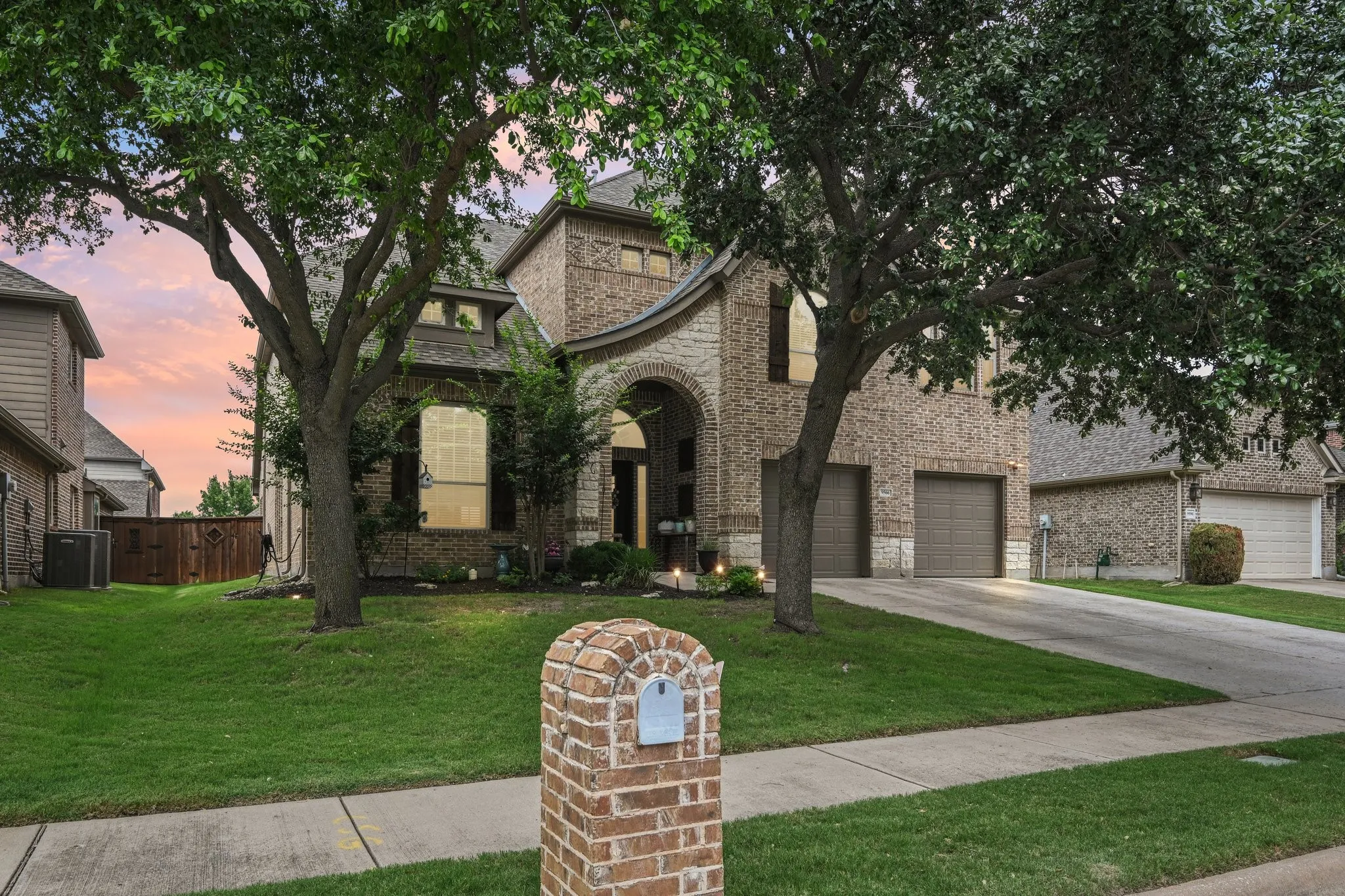 Single Family Residence For Sale in Collin County , 9566 Avalon Drive, Frisco, Texas 75035, 5 Bedroom, 4 Bathroom, 2 Garage spaces, 3,395 Sqft, built in 2008, mls#21297587, Real Estate Agent in Frisco, Homes For Sale in Collin county, Homes For Sale in Frisco, Realtor in Frisco Texas, Real Estate Brokerage Independent Realty Texas, Luminita Cordes Realtor