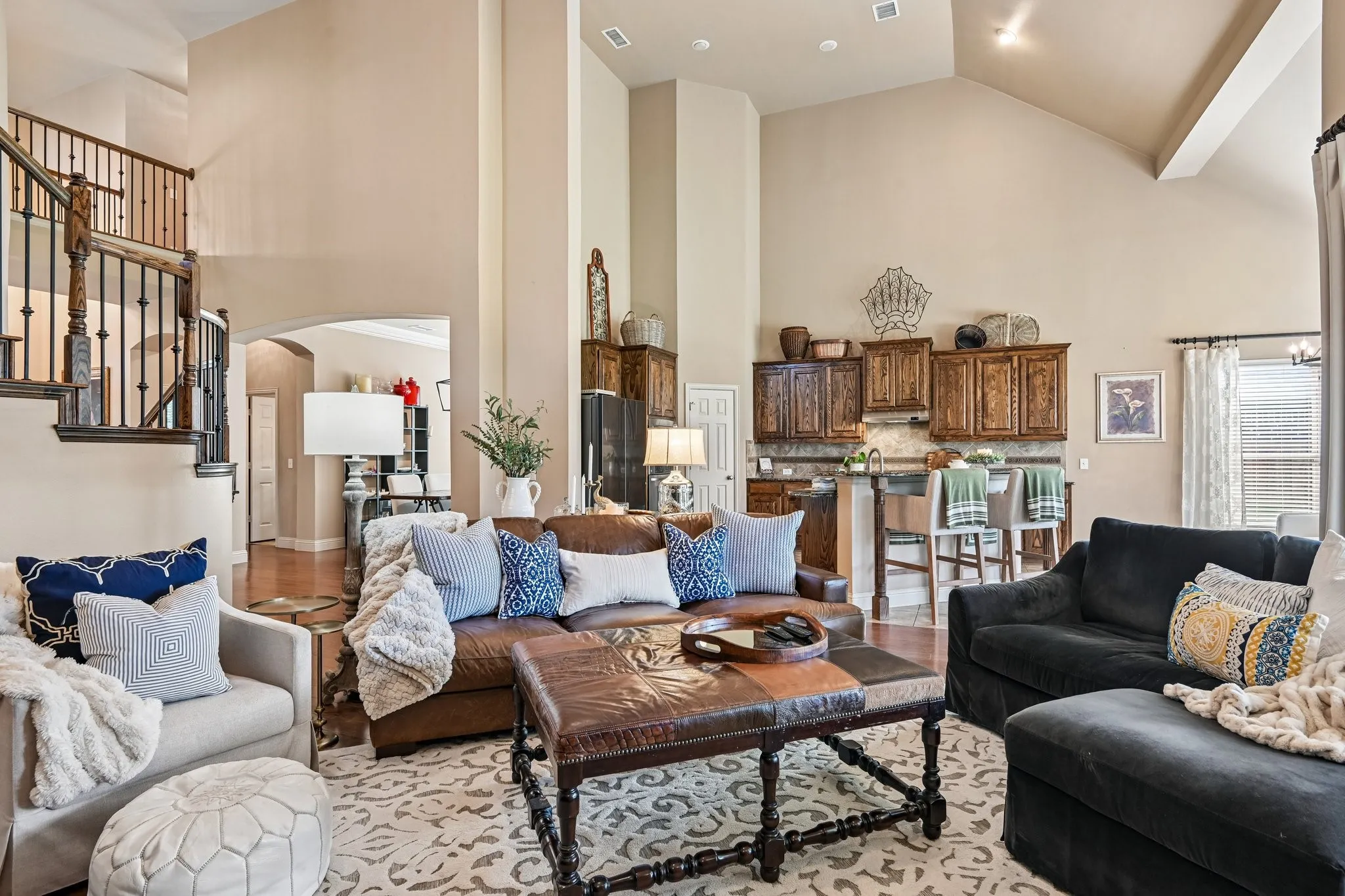 Single Family Residence For Sale in Collin County , 9566 Avalon Drive, Frisco, Texas 75035, 5 Bedroom, 4 Bathroom, 2 Garage spaces, 3,395 Sqft, built in 2008, mls#21297587, Real Estate Agent in Frisco, Homes For Sale in Collin county, Homes For Sale in Frisco, Realtor in Frisco Texas, Real Estate Brokerage Independent Realty Texas, Luminita Cordes Realtor