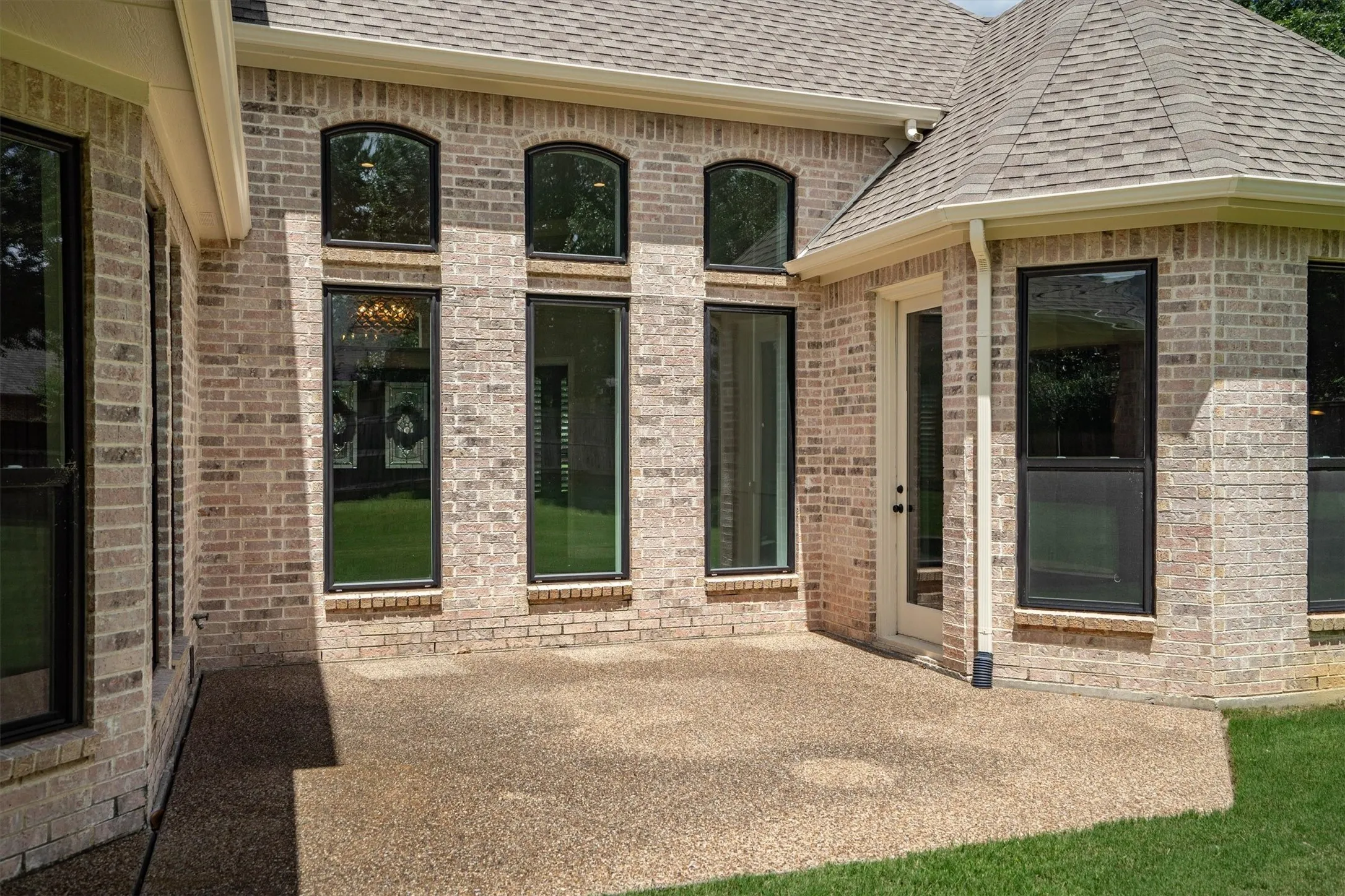 Single Family Residence For Rent in Tarrant County , 703 Verdun Court, Southlake, Texas 76092, 5 Bedroom, 5 Bathroom, 3 Garage spaces, 4,192 Sqft, built in 1997, mls#21295560, Real Estate Agent in Southlake, Homes For Rent in Tarrant county, Homes For Rent in Southlake, Realtor in Southlake Texas, Real Estate Brokerage Independent Realty Texas, Luminita Cordes Realtor