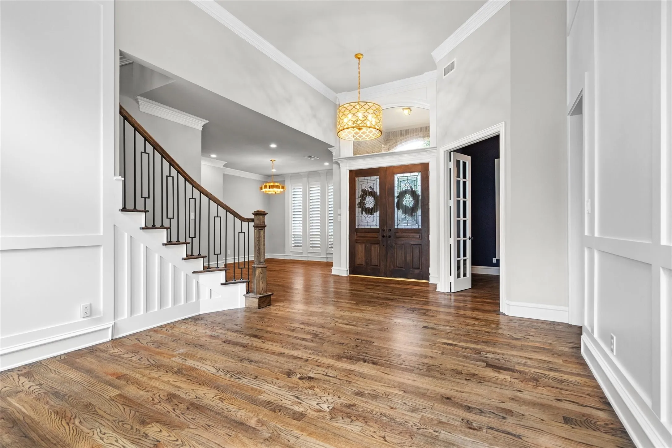 Single Family Residence For Rent in Tarrant County , 703 Verdun Court, Southlake, Texas 76092, 5 Bedroom, 5 Bathroom, 3 Garage spaces, 4,192 Sqft, built in 1997, mls#21295560, Real Estate Agent in Southlake, Homes For Rent in Tarrant county, Homes For Rent in Southlake, Realtor in Southlake Texas, Real Estate Brokerage Independent Realty Texas, Luminita Cordes Realtor