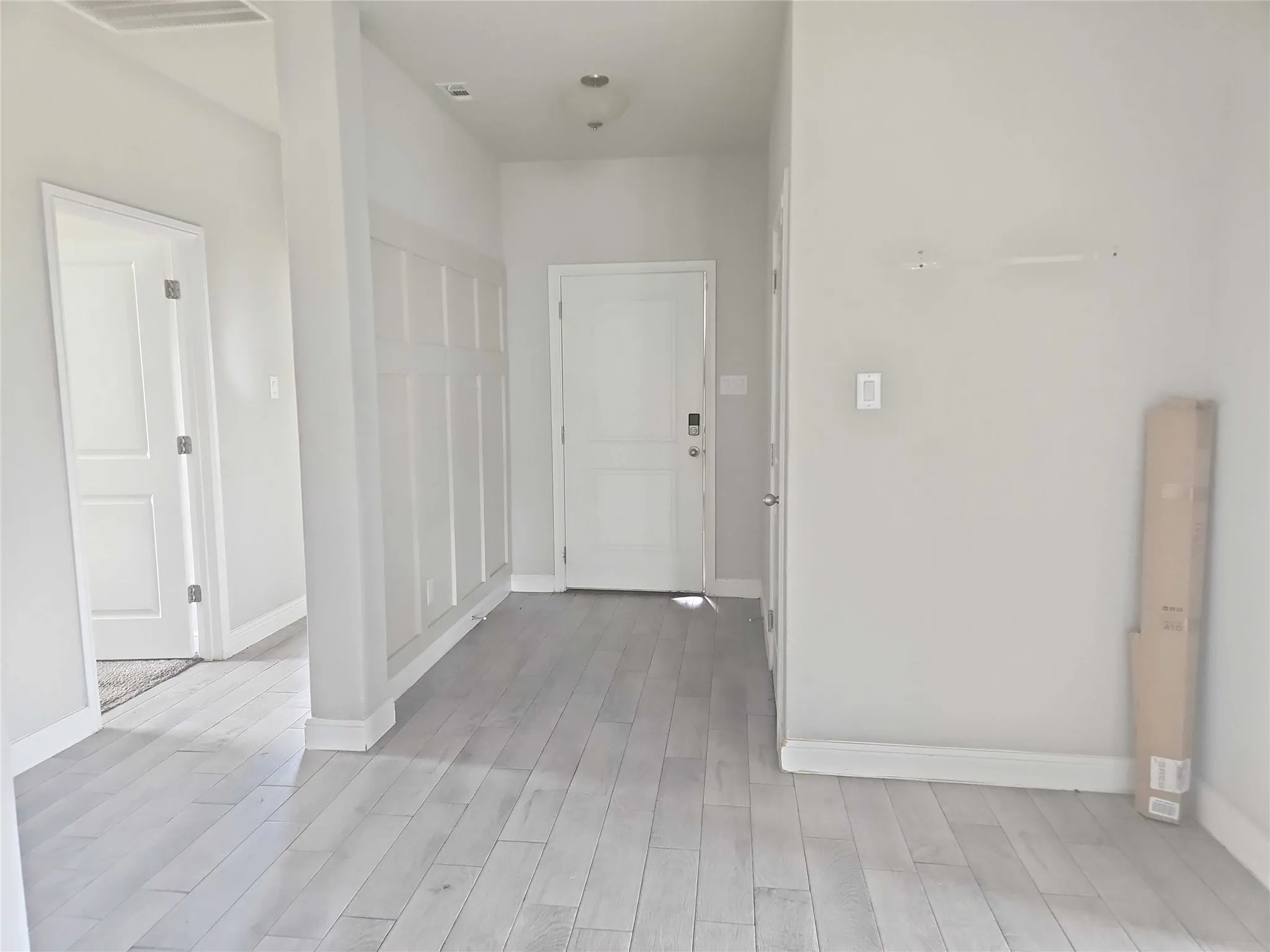 Single Family Residence For Sale in Ellis County , 302 Clayton Street, Glenn Heights, Texas 75154, 4 Bedroom, 2 Bathroom, 2 Garage spaces, 2,228 Sqft, built in 2022, Price $350,000, mls#21299136, Real Estate Agent in Glenn Heights, Homes For Sale in Ellis county, Homes For Sale in Glenn Heights, Realtor in Glenn Heights Texas, Real Estate Brokerage Independent Realty Texas, Luminita Cordes Realtor