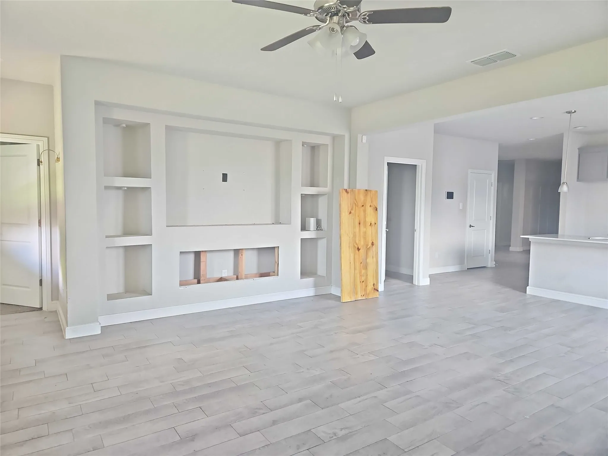 Single Family Residence For Sale in Ellis County , 302 Clayton Street, Glenn Heights, Texas 75154, 4 Bedroom, 2 Bathroom, 2 Garage spaces, 2,228 Sqft, built in 2022, Price $350,000, mls#21299136, Real Estate Agent in Glenn Heights, Homes For Sale in Ellis county, Homes For Sale in Glenn Heights, Realtor in Glenn Heights Texas, Real Estate Brokerage Independent Realty Texas, Luminita Cordes Realtor