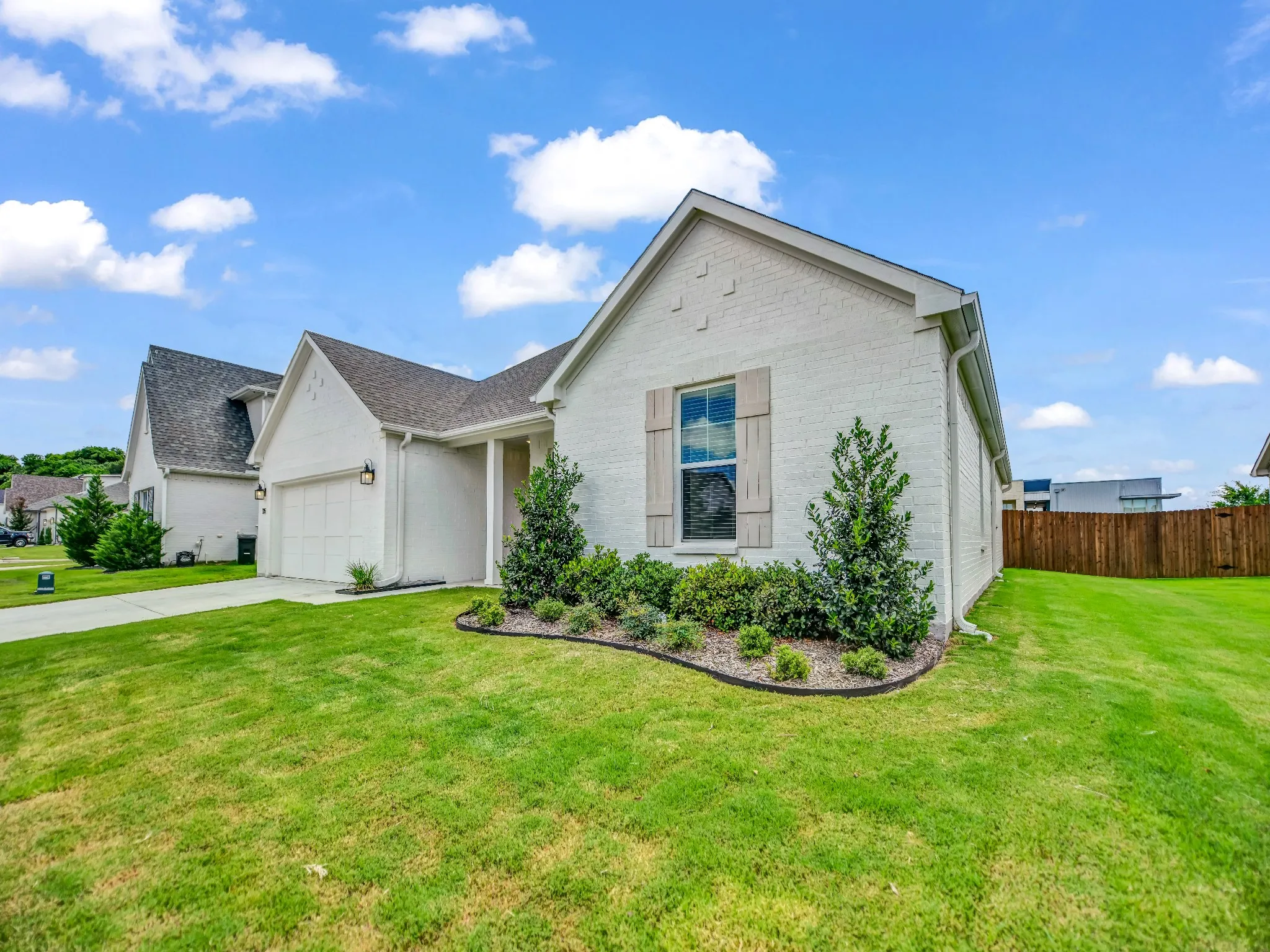 Single Family Residence For Sale in Parker County , 105 W Furlong, Willow Park, Texas 76087, 3 Bedroom, 2 Bathroom, 2 Garage spaces, 2,262 Sqft, built in 2025, mls#21297517, Real Estate Agent in Willow Park, Homes For Sale in Parker county, Homes For Sale in Willow Park, Realtor in Willow Park Texas, Real Estate Brokerage Independent Realty Texas, Luminita Cordes Realtor