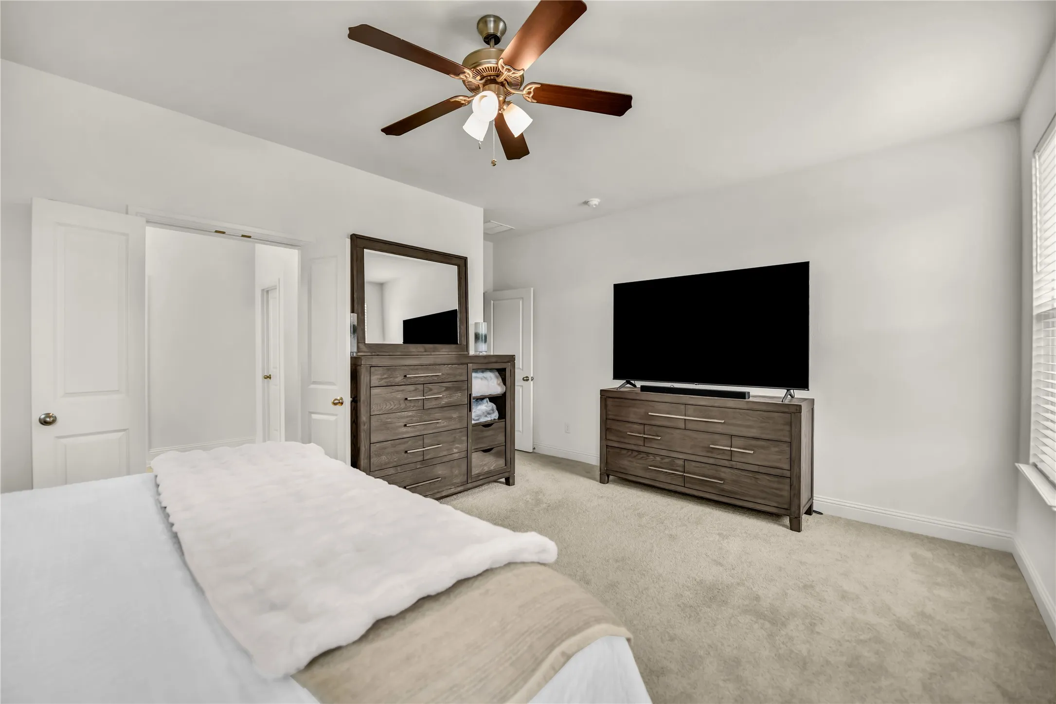 Single Family Residence For Sale in Parker County , 105 W Furlong, Willow Park, Texas 76087, 3 Bedroom, 2 Bathroom, 2 Garage spaces, 2,262 Sqft, built in 2025, mls#21297517, Real Estate Agent in Willow Park, Homes For Sale in Parker county, Homes For Sale in Willow Park, Realtor in Willow Park Texas, Real Estate Brokerage Independent Realty Texas, Luminita Cordes Realtor