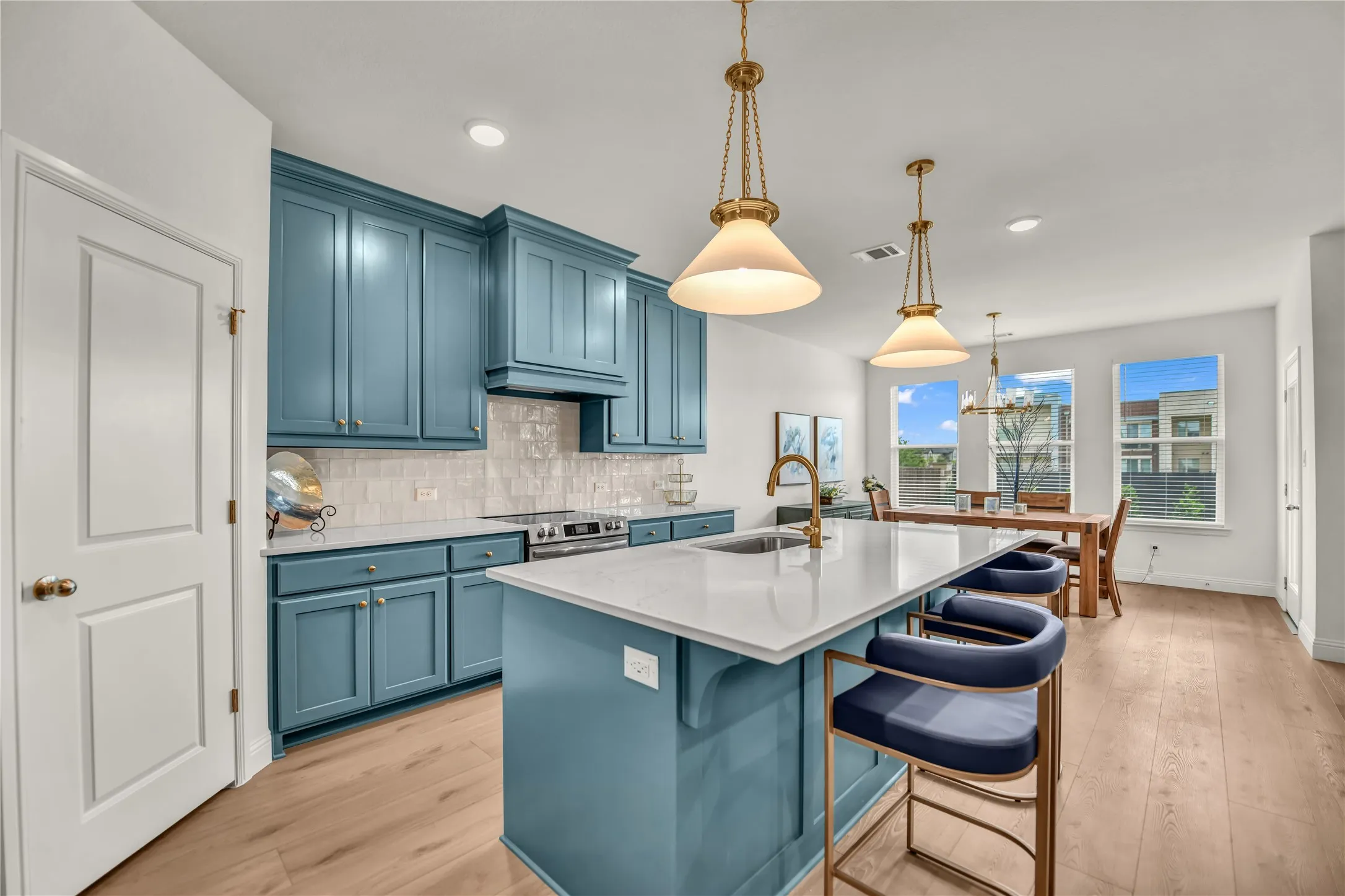 Single Family Residence For Sale in Parker County , 105 W Furlong, Willow Park, Texas 76087, 3 Bedroom, 2 Bathroom, 2 Garage spaces, 2,262 Sqft, built in 2025, mls#21297517, Real Estate Agent in Willow Park, Homes For Sale in Parker county, Homes For Sale in Willow Park, Realtor in Willow Park Texas, Real Estate Brokerage Independent Realty Texas, Luminita Cordes Realtor