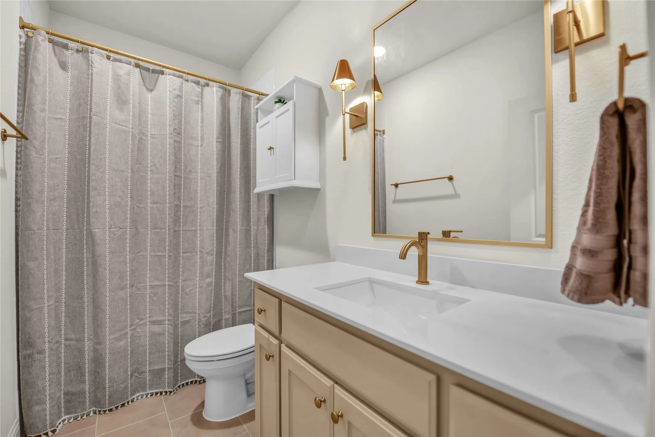 Single Family Residence For Sale in Parker County , 105 W Furlong, Willow Park, Texas 76087, 3 Bedroom, 2 Bathroom, 2 Garage spaces, 2,262 Sqft, built in 2025, mls#21297517, Real Estate Agent in Willow Park, Homes For Sale in Parker county, Homes For Sale in Willow Park, Realtor in Willow Park Texas, Real Estate Brokerage Independent Realty Texas, Luminita Cordes Realtor
