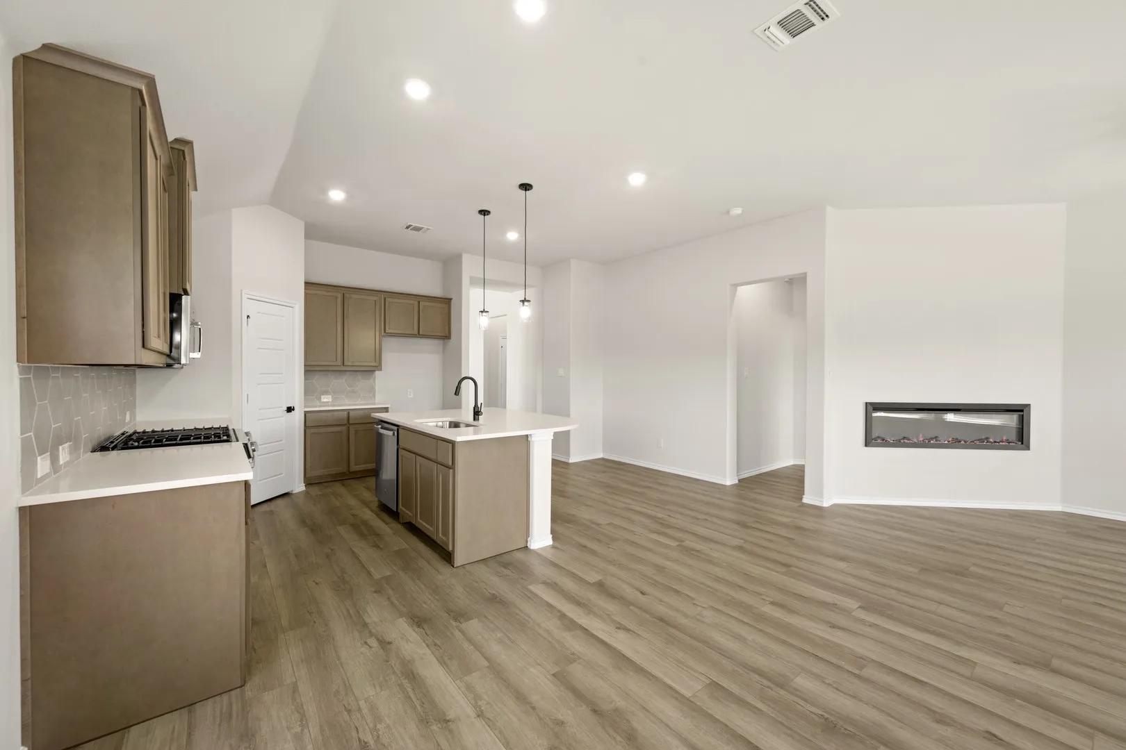 DFW-Hunters Ridge -Concept 1991-1000 Birchwood Drive-Breakfast nook-Risewell Homes-2