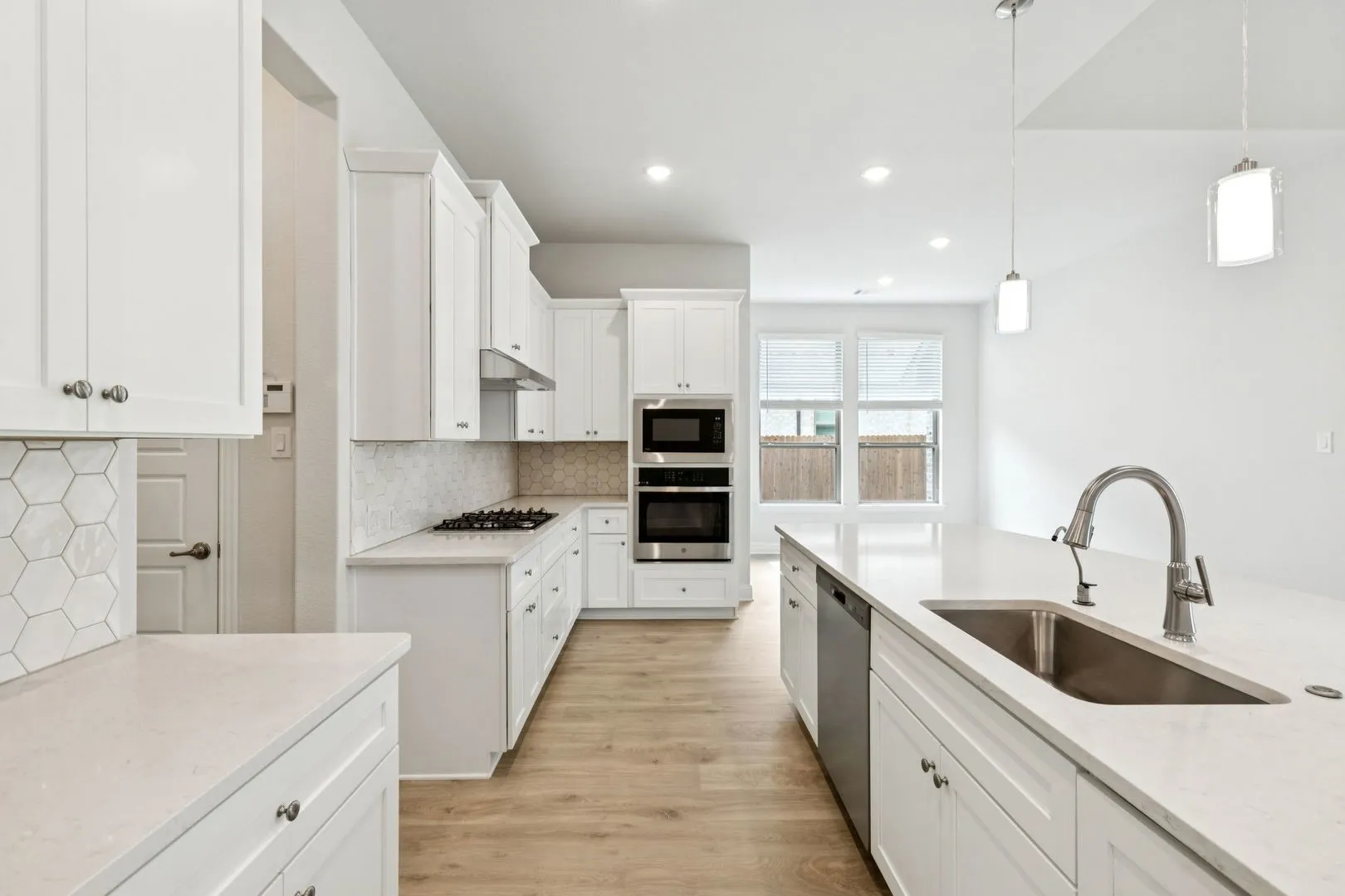 Single Family Residence For Sale in Ellis County , 649 Red Maple Road, Waxahachie, Texas 75165, 4 Bedroom, 3 Bathroom, 2 Garage spaces, 2,699 Sqft, built in 2026, mls#21299585, Real Estate Agent in Waxahachie, Homes For Sale in Ellis county, Homes For Sale in Waxahachie, Realtor in Waxahachie Texas, Real Estate Brokerage Independent Realty Texas, Luminita Cordes Realtor