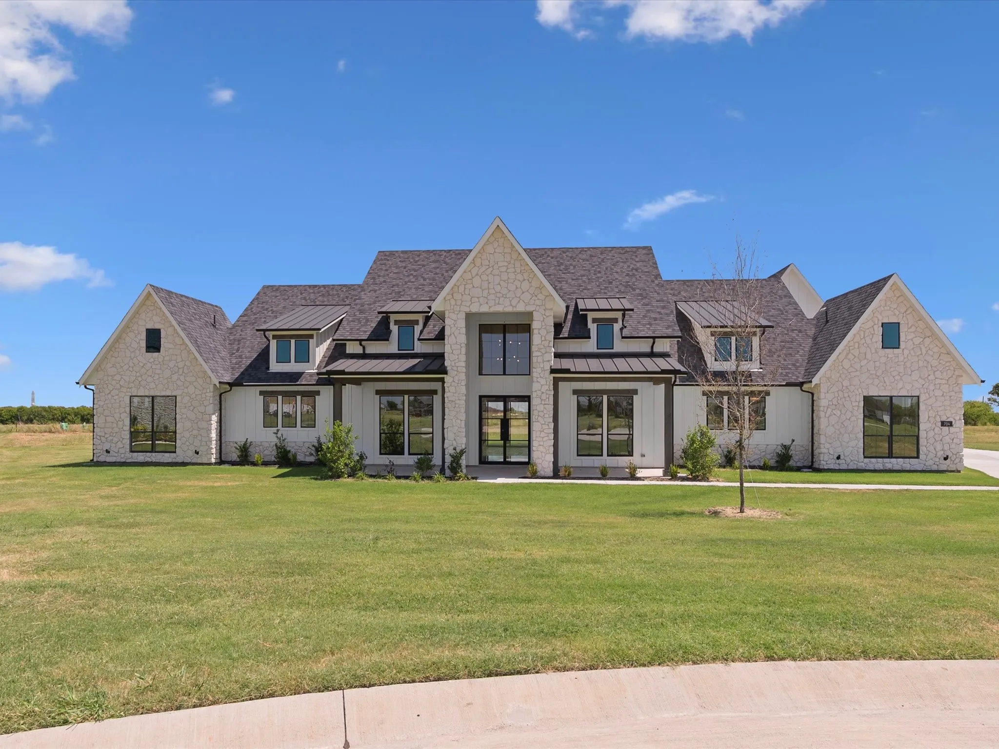 Single Family Residence For Sale in Collin County , 704 Cambridge Court, Nevada, Texas 75173, 4 Bedroom, 5 Bathroom, 3 Garage spaces, 4,722 Sqft, built in 2025, mls#21299300, Real Estate Agent in Nevada, Homes For Sale in Collin county, Homes For Sale in Nevada, Realtor in Nevada Texas, Real Estate Brokerage Independent Realty Texas, Luminita Cordes Realtor