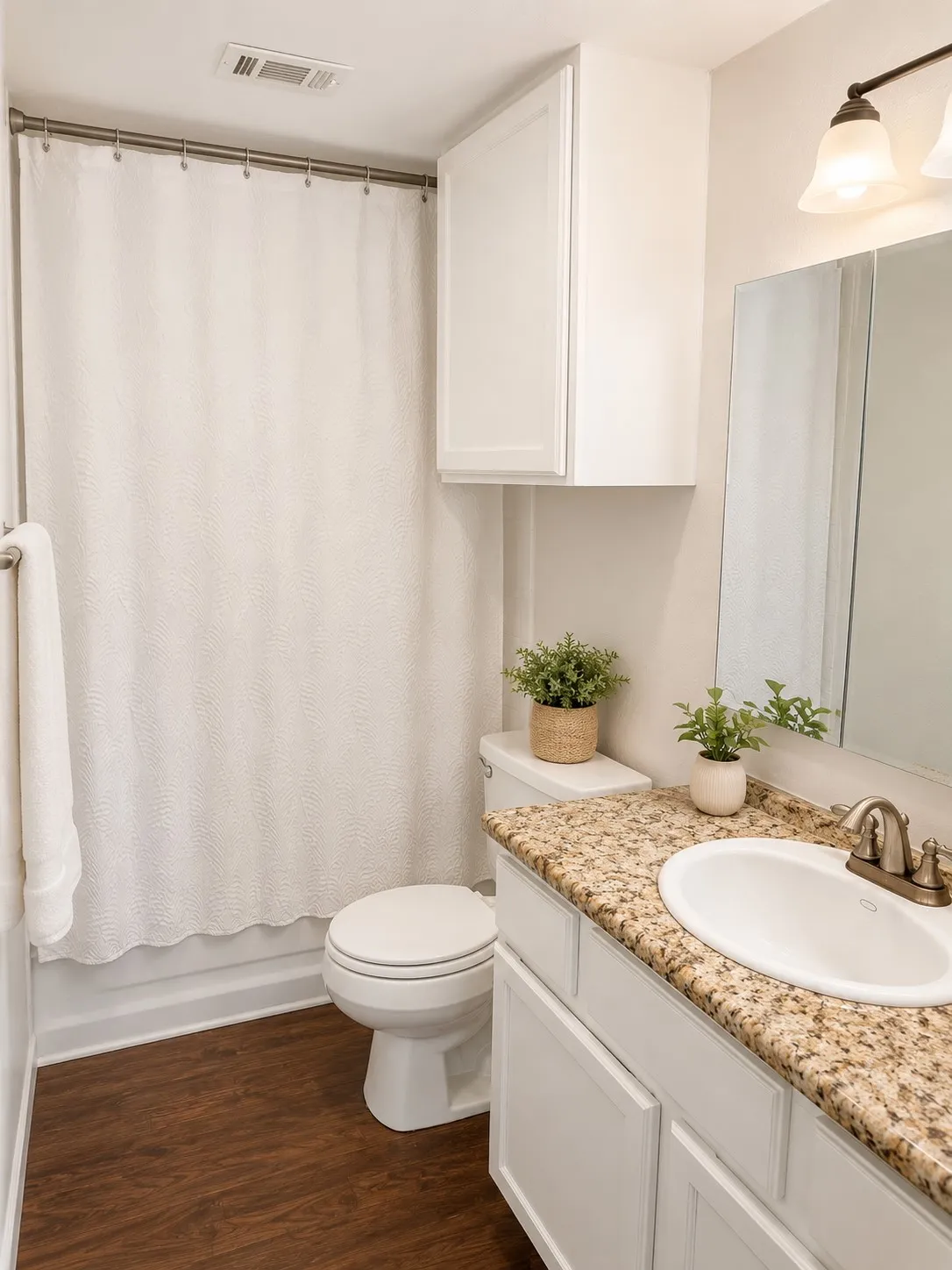 2nd Bathroom