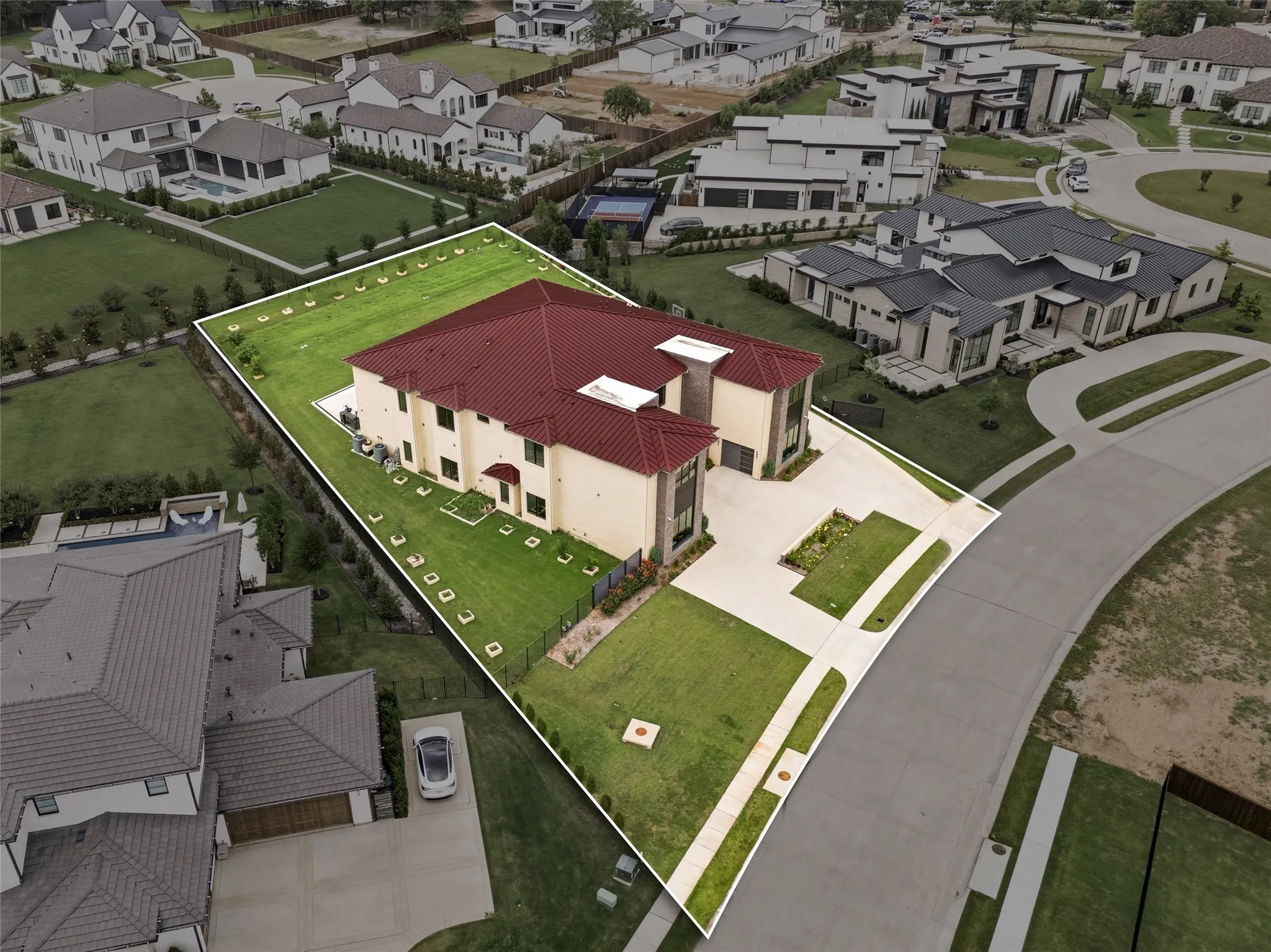 Single Family Residence For Sale in Tarrant County , 712 Crescent Heights, Southlake, Texas 76092, 6 Bedroom, 8 Bathroom, 4 Garage spaces, 9,639 Sqft, built in 2023, mls#21296739, Real Estate Agent in Southlake, Homes For Sale in Tarrant county, Homes For Sale in Southlake, Realtor in Southlake Texas, Real Estate Brokerage Independent Realty Texas, Luminita Cordes Realtor