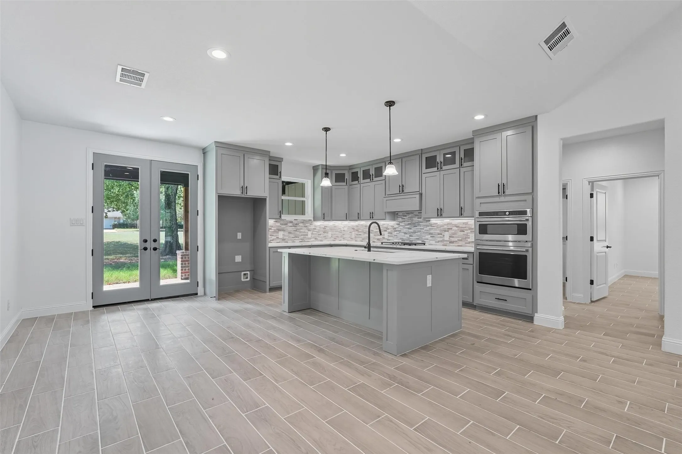Single Family Residence For Sale in Hopkins County , 330 Mlk Drive, Sulphur Springs, Texas 75482, 4 Bedroom, 3 Bathroom, 2 Garage spaces, 1,950 Sqft, built in 2025, Price $420,000, mls#21299606, Real Estate Agent in Sulphur Springs, Homes For Sale in Hopkins county, Homes For Sale in Sulphur Springs, Realtor in Sulphur Springs Texas, Real Estate Brokerage Independent Realty Texas, Luminita Cordes Realtor
