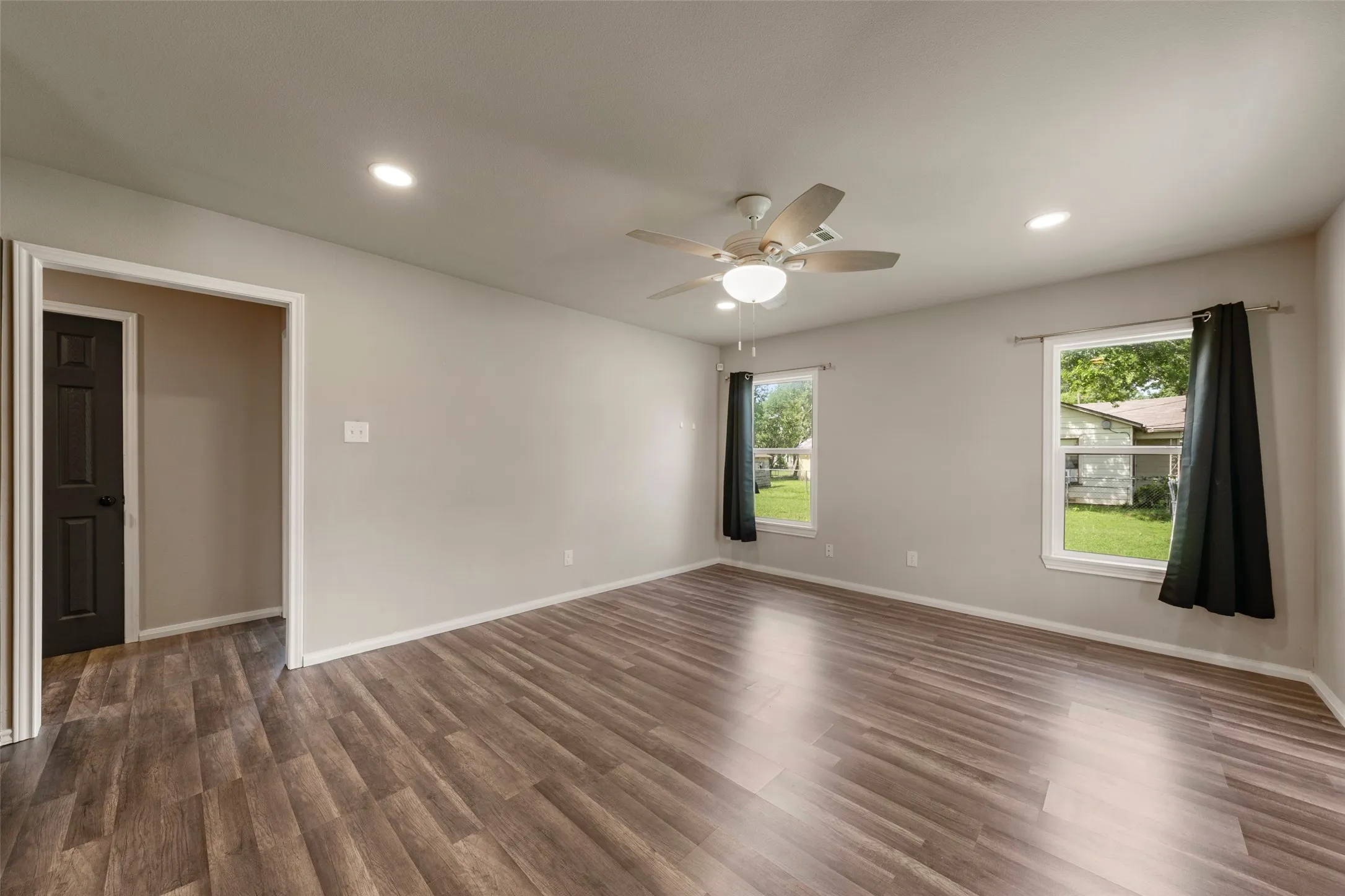 Single Family Residence For Sale in Mc Lennan County , 3607 Wheeler Street, Waco, Texas 76705, 3 Bedroom, 2 Bathroom, Garage spaces, 1,544 Sqft, built in 1949, mls#21298403, Real Estate Agent in Waco, Homes For Sale in Mc Lennan county, Homes For Sale in Waco, Realtor in Waco Texas, Real Estate Brokerage Independent Realty Texas, Luminita Cordes Realtor