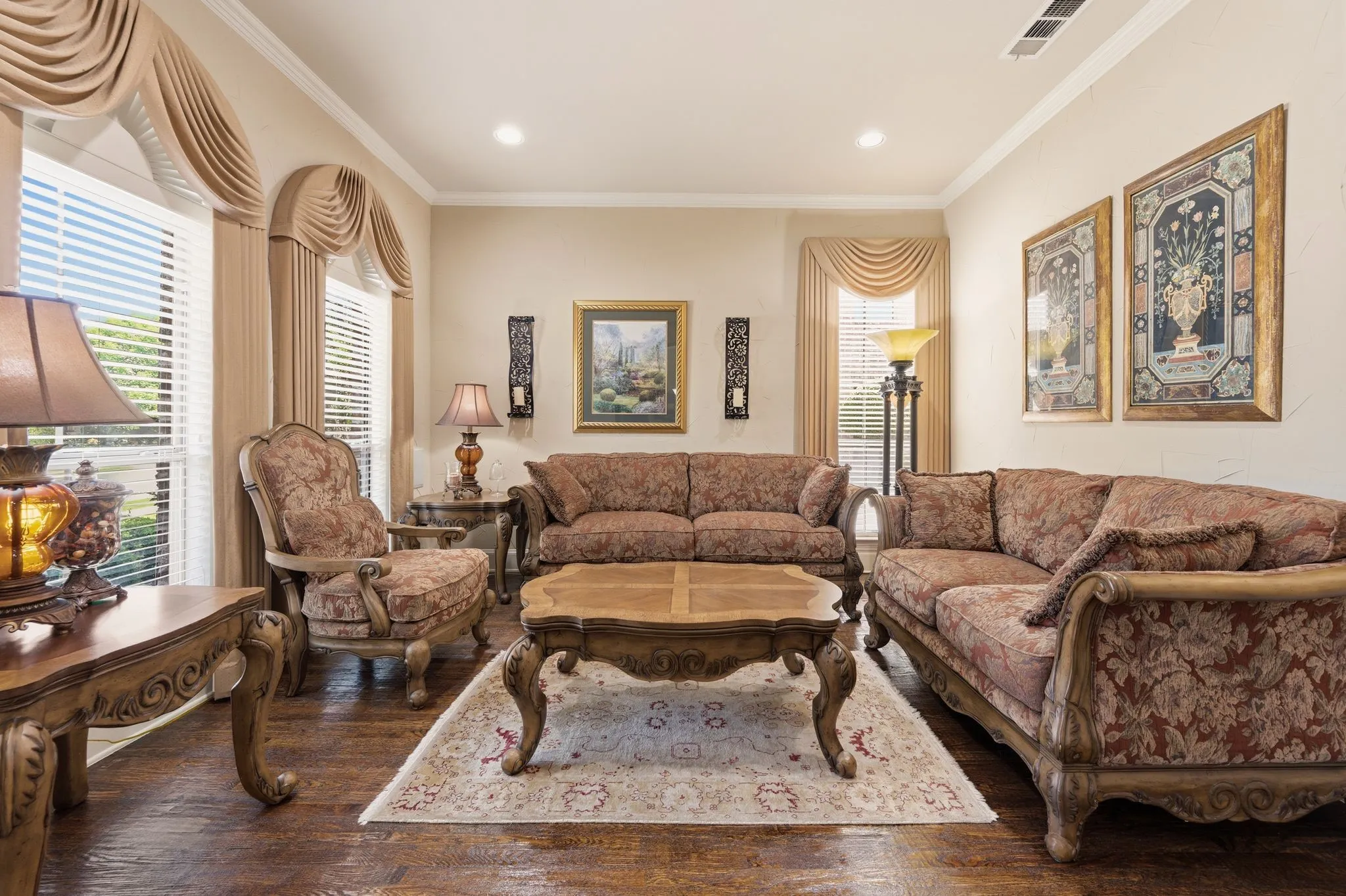 Single Family Residence For Sale in Tarrant County , 800 Sandy Trail, Keller, Texas 76248, 5 Bedroom, 6 Bathroom, 3 Garage spaces, 4,825 Sqft, built in 2004, mls#21286140, Real Estate Agent in Keller, Homes For Sale in Tarrant county, Homes For Sale in Keller, Realtor in Keller Texas, Real Estate Brokerage Independent Realty Texas, Luminita Cordes Realtor