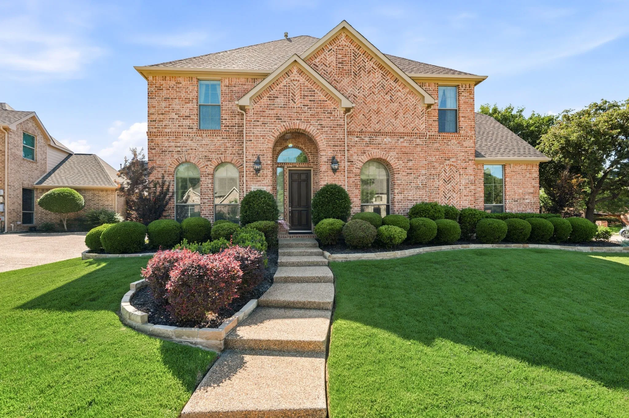 Single Family Residence For Sale in Tarrant County , 800 Sandy Trail, Keller, Texas 76248, 5 Bedroom, 6 Bathroom, 3 Garage spaces, 4,825 Sqft, built in 2004, mls#21286140, Real Estate Agent in Keller, Homes For Sale in Tarrant county, Homes For Sale in Keller, Realtor in Keller Texas, Real Estate Brokerage Independent Realty Texas, Luminita Cordes Realtor