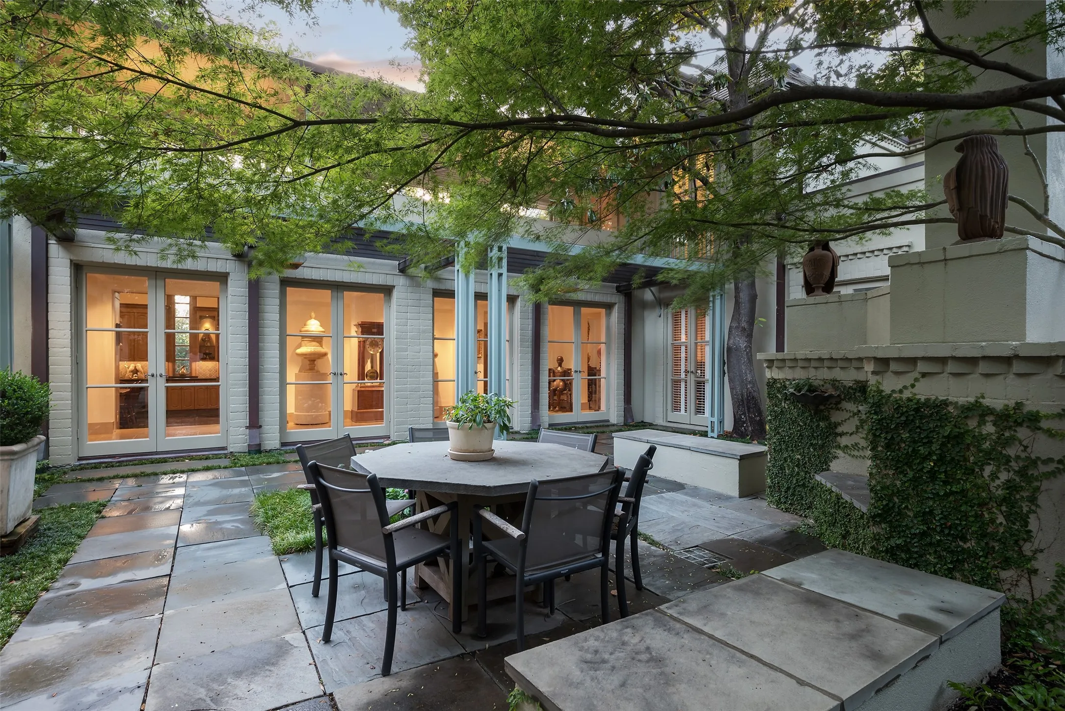 Single Family Residence For Sale in Dallas County , 4009 Gillon Avenue, Highland Park, Texas 75205, 3 Bedrooms, 5 Bathrooms, 2 Garage spaces, 6,736 Sqft, built in 1971, Price $9,995,000, mls#21297048, Real Estate Agent in Highland Park, Homes For Sale in Dallas county, Homes For Sale in Highland Park, Realtor in Highland Park Texas, Real Estate Brokerage Independent Realty Texas, Luminita Cordes Realtor