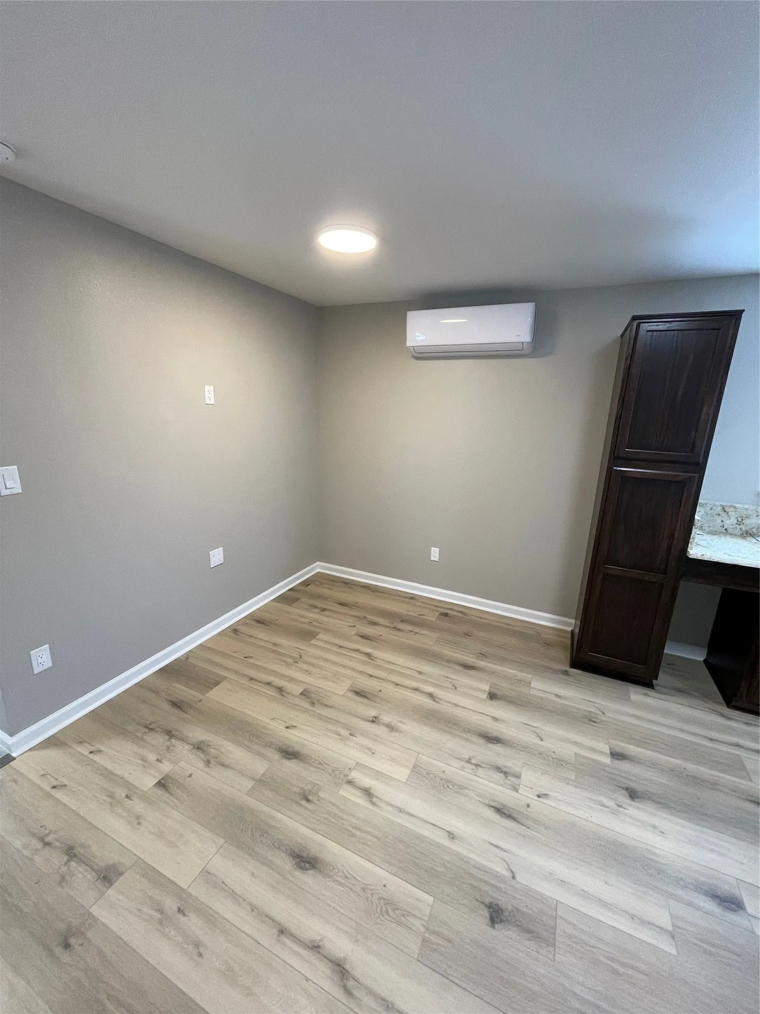 Manufactured Home For Sale in Cooke County , 110 Crockett Street B & F, Valley View, Texas 76272, 2 Bedroom, 2 Bathroom, Garage spaces, 966 Sqft, built in 2025, mls#21299614, Real Estate Agent in Valley View, Homes For Sale in Cooke county, Homes For Sale in Valley View, Realtor in Valley View Texas, Real Estate Brokerage Independent Realty Texas, Luminita Cordes Realtor