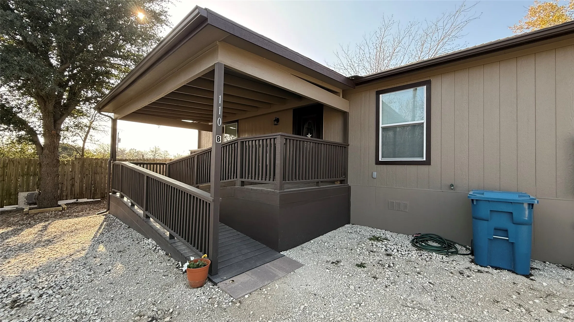 Manufactured Home For Sale in Cooke County , 110 Crockett Street B & F, Valley View, Texas 76272, 2 Bedroom, 2 Bathroom, Garage spaces, 966 Sqft, built in 2025, mls#21299614, Real Estate Agent in Valley View, Homes For Sale in Cooke county, Homes For Sale in Valley View, Realtor in Valley View Texas, Real Estate Brokerage Independent Realty Texas, Luminita Cordes Realtor