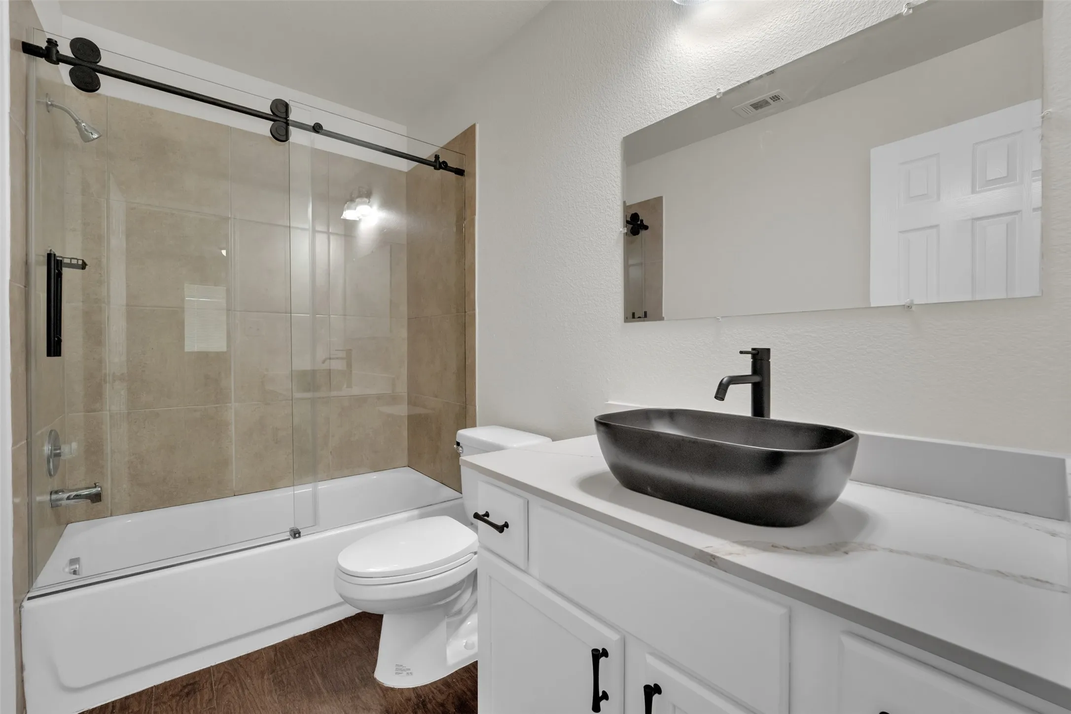 Townhouse For Rent in Denton County , 338 Castleridge Drive A, Little Elm, Texas 75068, 3 Bedroom, 3 Bathroom, 1 Garage spaces, 1,491 Sqft, built in 2012, mls#21299621, Real Estate Agent in Little Elm, Homes For Rent in Denton county, Homes For Rent in Little Elm, Realtor in Little Elm Texas, Real Estate Brokerage Independent Realty Texas, Luminita Cordes Realtor