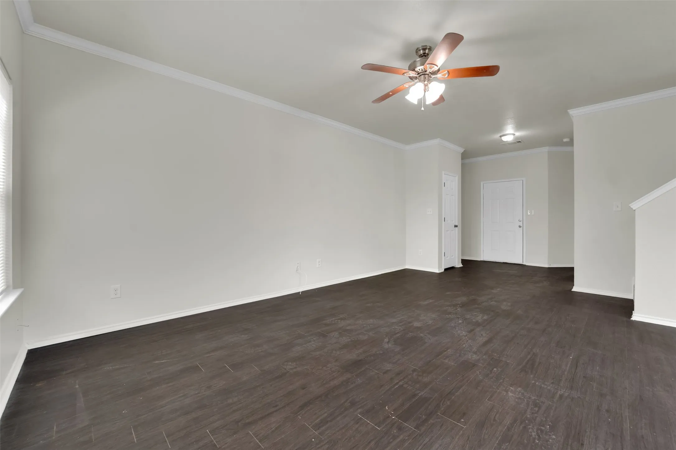 Townhouse For Rent in Denton County , 338 Castleridge Drive A, Little Elm, Texas 75068, 3 Bedroom, 3 Bathroom, 1 Garage spaces, 1,491 Sqft, built in 2012, mls#21299621, Real Estate Agent in Little Elm, Homes For Rent in Denton county, Homes For Rent in Little Elm, Realtor in Little Elm Texas, Real Estate Brokerage Independent Realty Texas, Luminita Cordes Realtor