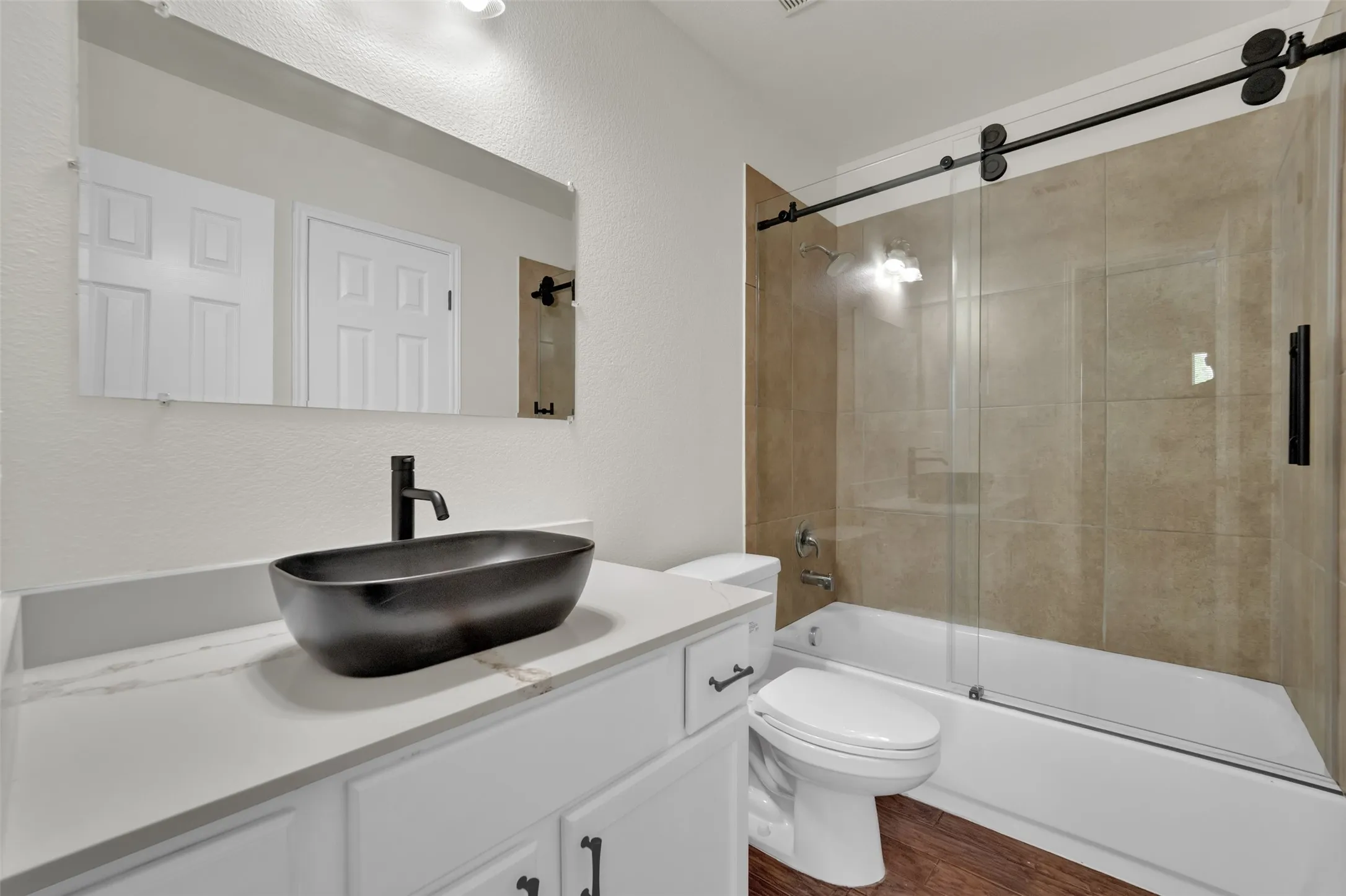 Townhouse For Rent in Denton County , 338 Castleridge Drive A, Little Elm, Texas 75068, 3 Bedroom, 3 Bathroom, 1 Garage spaces, 1,491 Sqft, built in 2012, mls#21299621, Real Estate Agent in Little Elm, Homes For Rent in Denton county, Homes For Rent in Little Elm, Realtor in Little Elm Texas, Real Estate Brokerage Independent Realty Texas, Luminita Cordes Realtor