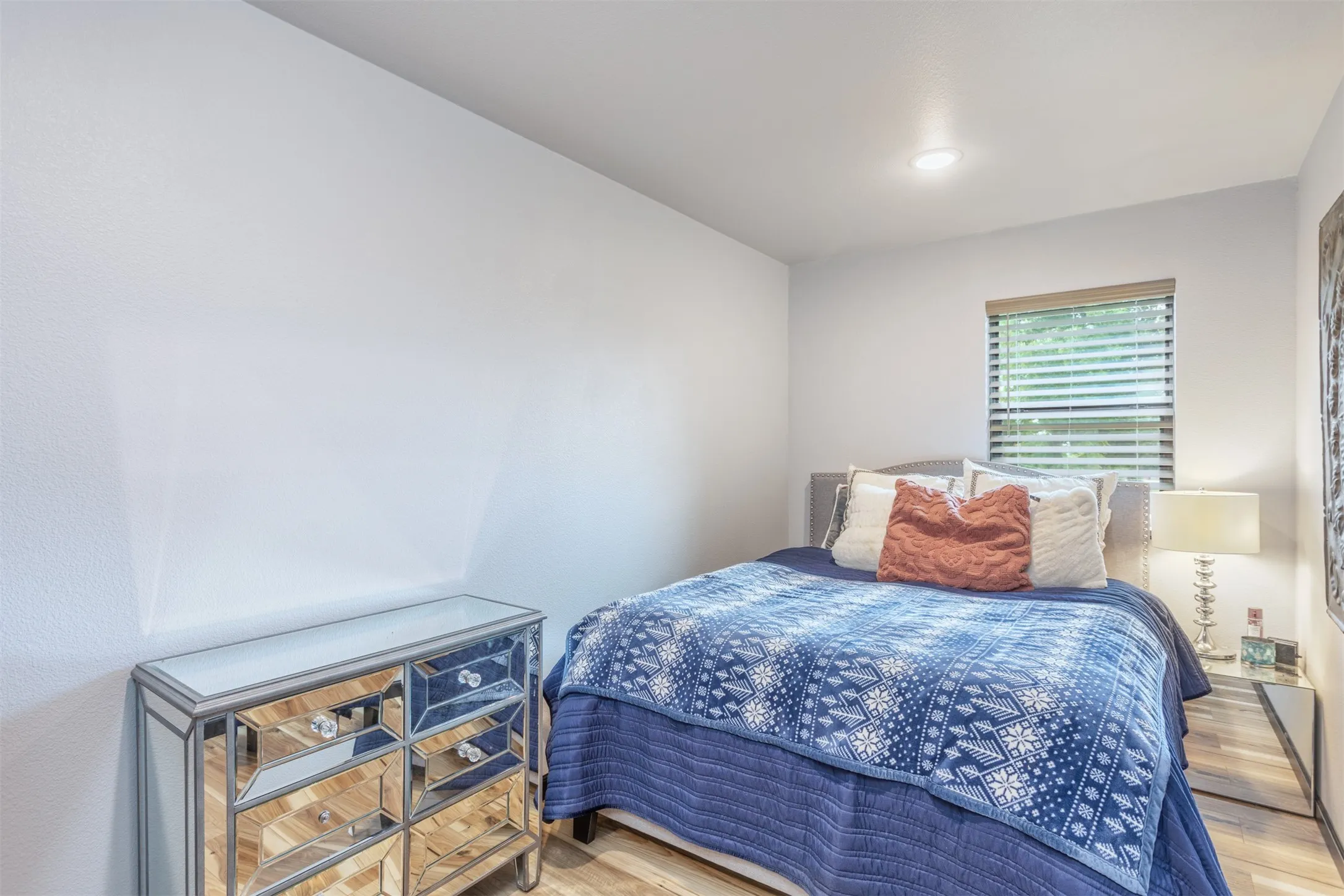 Flex space, currently used as guest room on the first level
