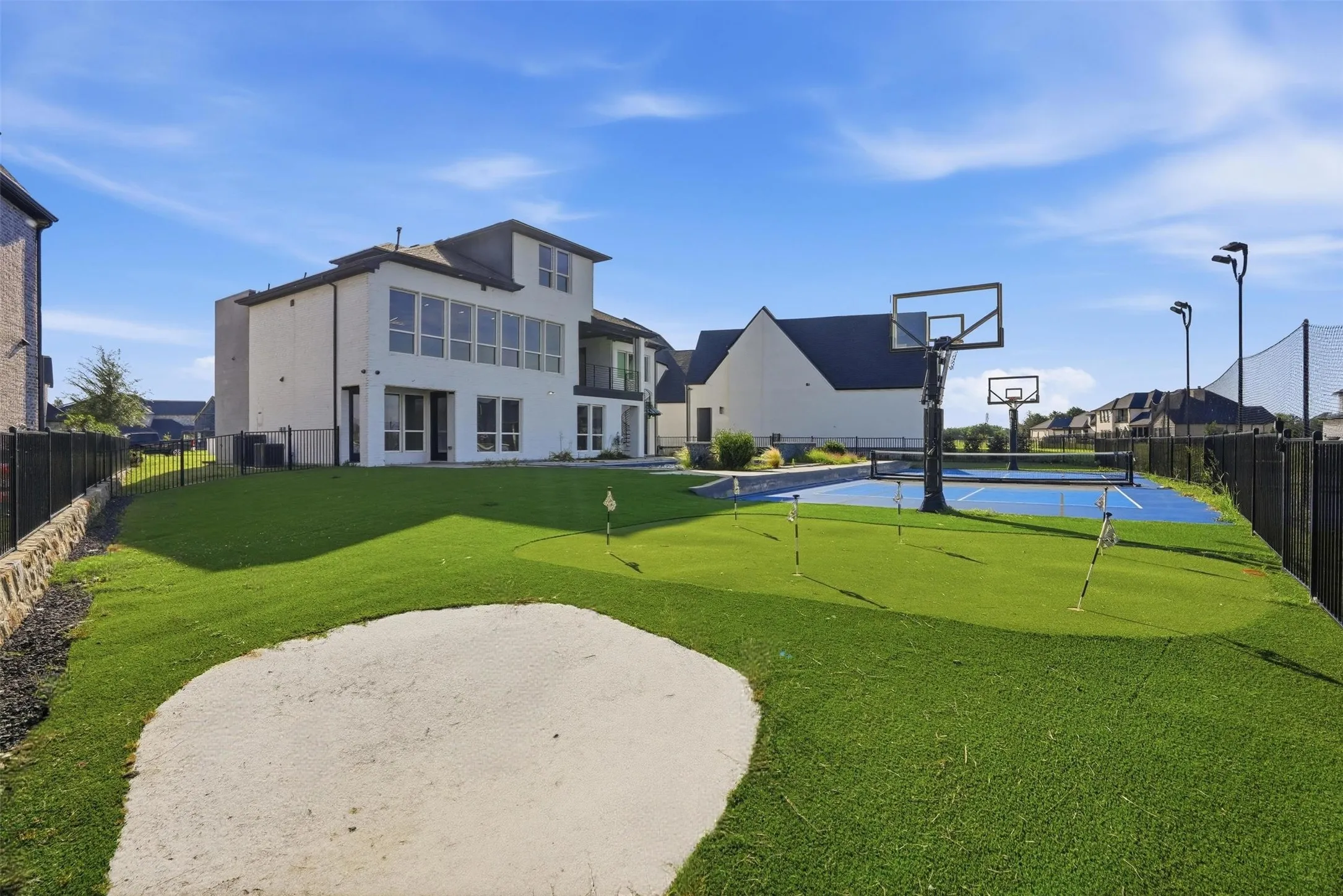 Single Family Residence For Sale in Kaufman County , 1918 Noe Boulevard, Heath, Texas 75126, 7 Bedroom, 5 Bathroom, 3 Garage spaces, 4,236 Sqft, built in 2020, mls#21299435, Real Estate Agent in Heath, Homes For Sale in Kaufman county, Homes For Sale in Heath, Realtor in Heath Texas, Real Estate Brokerage Independent Realty Texas, Luminita Cordes Realtor