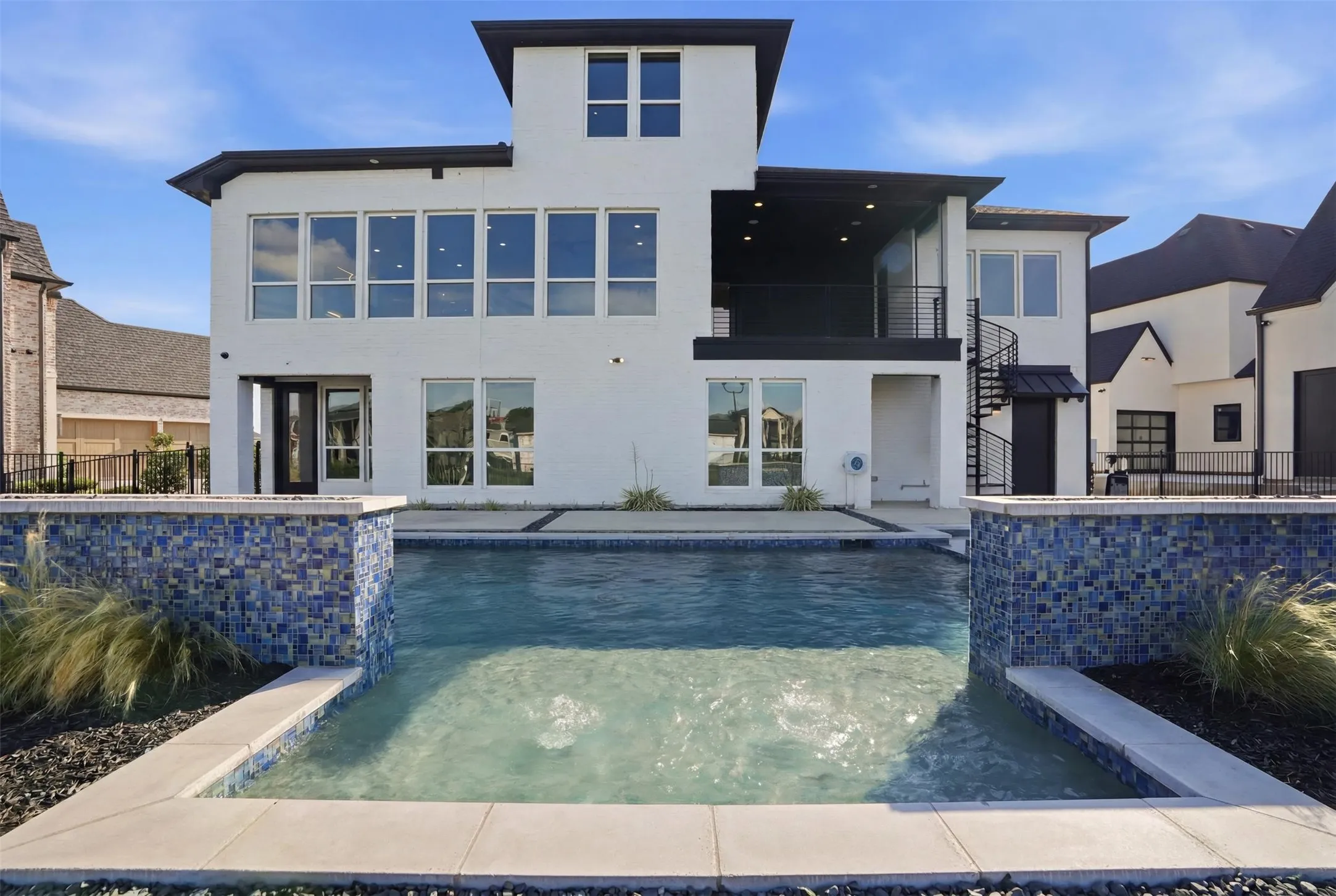 Single Family Residence For Sale in Kaufman County , 1918 Noe Boulevard, Heath, Texas 75126, 7 Bedroom, 5 Bathroom, 3 Garage spaces, 4,236 Sqft, built in 2020, mls#21299435, Real Estate Agent in Heath, Homes For Sale in Kaufman county, Homes For Sale in Heath, Realtor in Heath Texas, Real Estate Brokerage Independent Realty Texas, Luminita Cordes Realtor