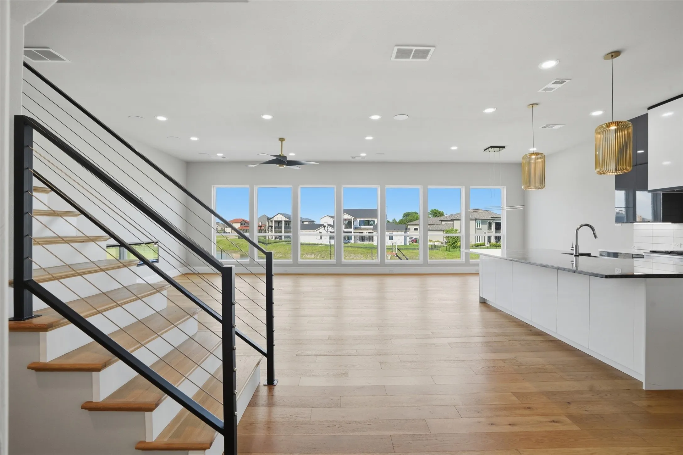 Single Family Residence For Sale in Kaufman County , 1918 Noe Boulevard, Heath, Texas 75126, 7 Bedroom, 5 Bathroom, 3 Garage spaces, 4,236 Sqft, built in 2020, mls#21299435, Real Estate Agent in Heath, Homes For Sale in Kaufman county, Homes For Sale in Heath, Realtor in Heath Texas, Real Estate Brokerage Independent Realty Texas, Luminita Cordes Realtor