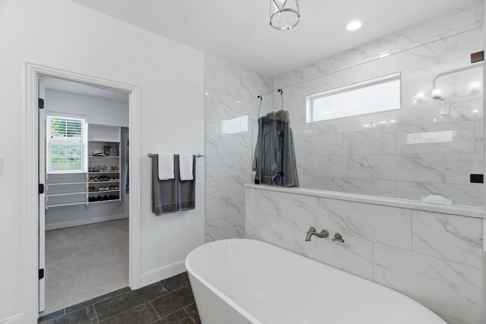Single Family Residence For Sale in Parker County , 100 Cedar Mountain Drive, Weatherford, Texas 76085, 4 Bedroom, 2 Bathroom, 3 Garage spaces, 2,340 Sqft, built in 2021, mls#21293440, Real Estate Agent in Weatherford, Homes For Sale in Parker county, Homes For Sale in Weatherford, Realtor in Weatherford Texas, Real Estate Brokerage Independent Realty Texas, Luminita Cordes Realtor
