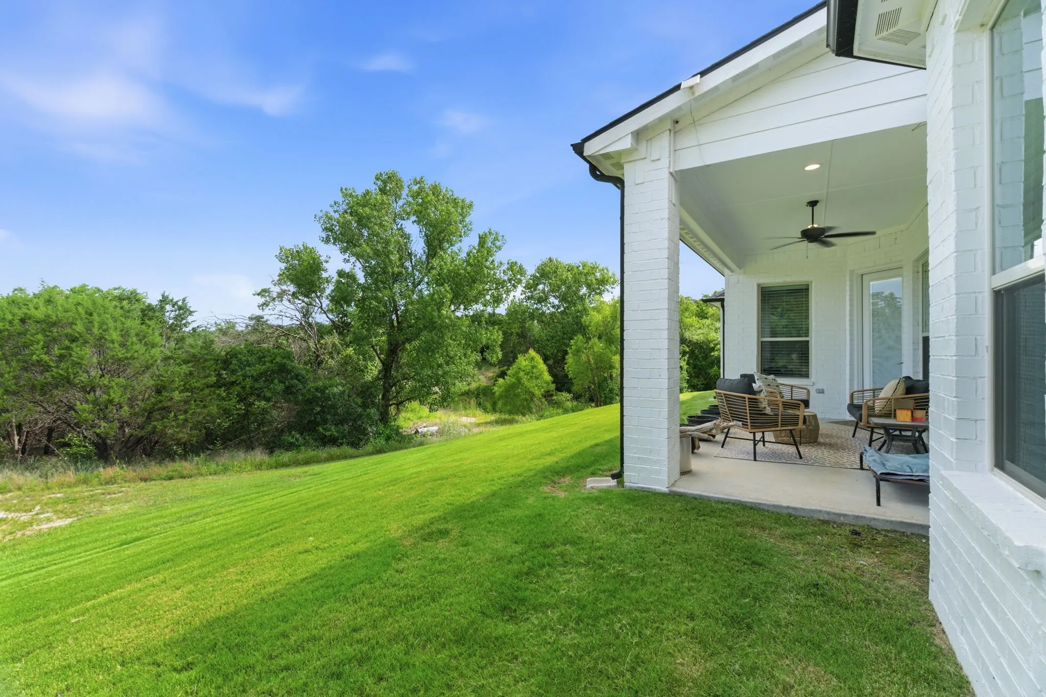 Single Family Residence For Sale in Parker County , 100 Cedar Mountain Drive, Weatherford, Texas 76085, 4 Bedroom, 2 Bathroom, 3 Garage spaces, 2,340 Sqft, built in 2021, mls#21293440, Real Estate Agent in Weatherford, Homes For Sale in Parker county, Homes For Sale in Weatherford, Realtor in Weatherford Texas, Real Estate Brokerage Independent Realty Texas, Luminita Cordes Realtor