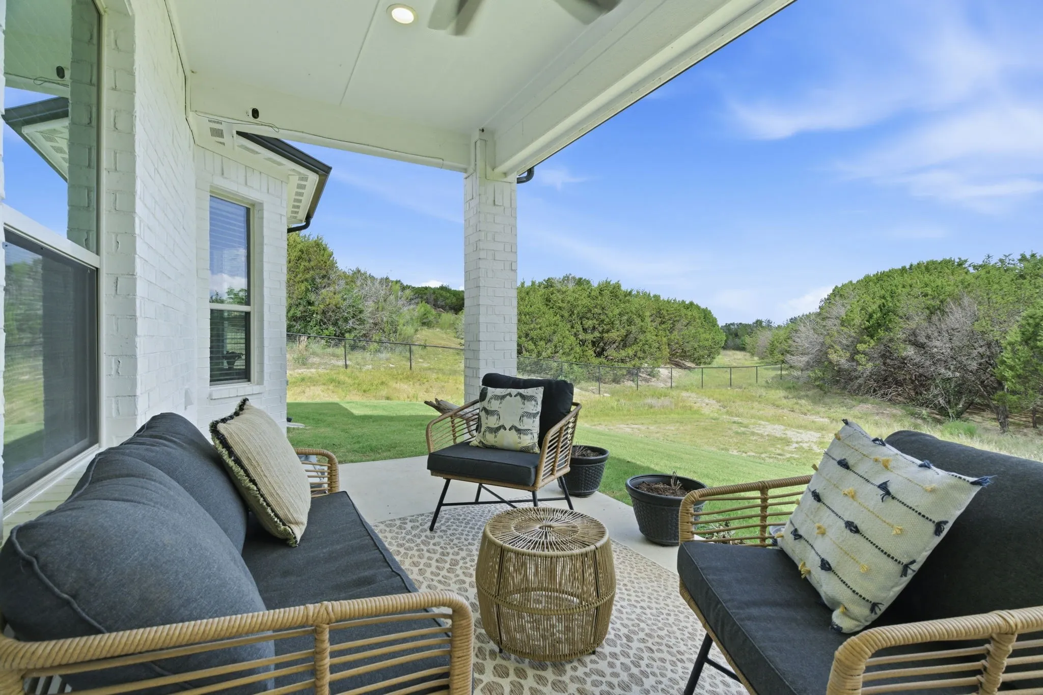 Single Family Residence For Sale in Parker County , 100 Cedar Mountain Drive, Weatherford, Texas 76085, 4 Bedroom, 2 Bathroom, 3 Garage spaces, 2,340 Sqft, built in 2021, mls#21293440, Real Estate Agent in Weatherford, Homes For Sale in Parker county, Homes For Sale in Weatherford, Realtor in Weatherford Texas, Real Estate Brokerage Independent Realty Texas, Luminita Cordes Realtor