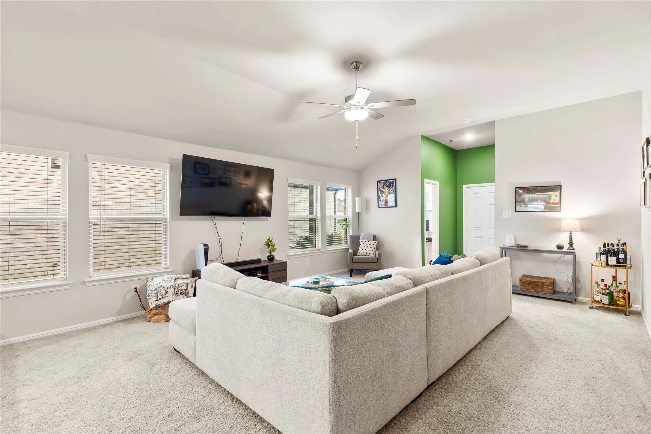Single Family Residence For Sale in Dallas County , 1133 Catalan Trail, Mesquite, Texas 75149, 3 Bedroom, 2 Bathroom, 2 Garage spaces, 1,697 Sqft, built in 2023, mls#21299609, Real Estate Agent in Mesquite, Homes For Sale in Dallas county, Homes For Sale in Mesquite, Realtor in Mesquite Texas, Real Estate Brokerage Independent Realty Texas, Luminita Cordes Realtor