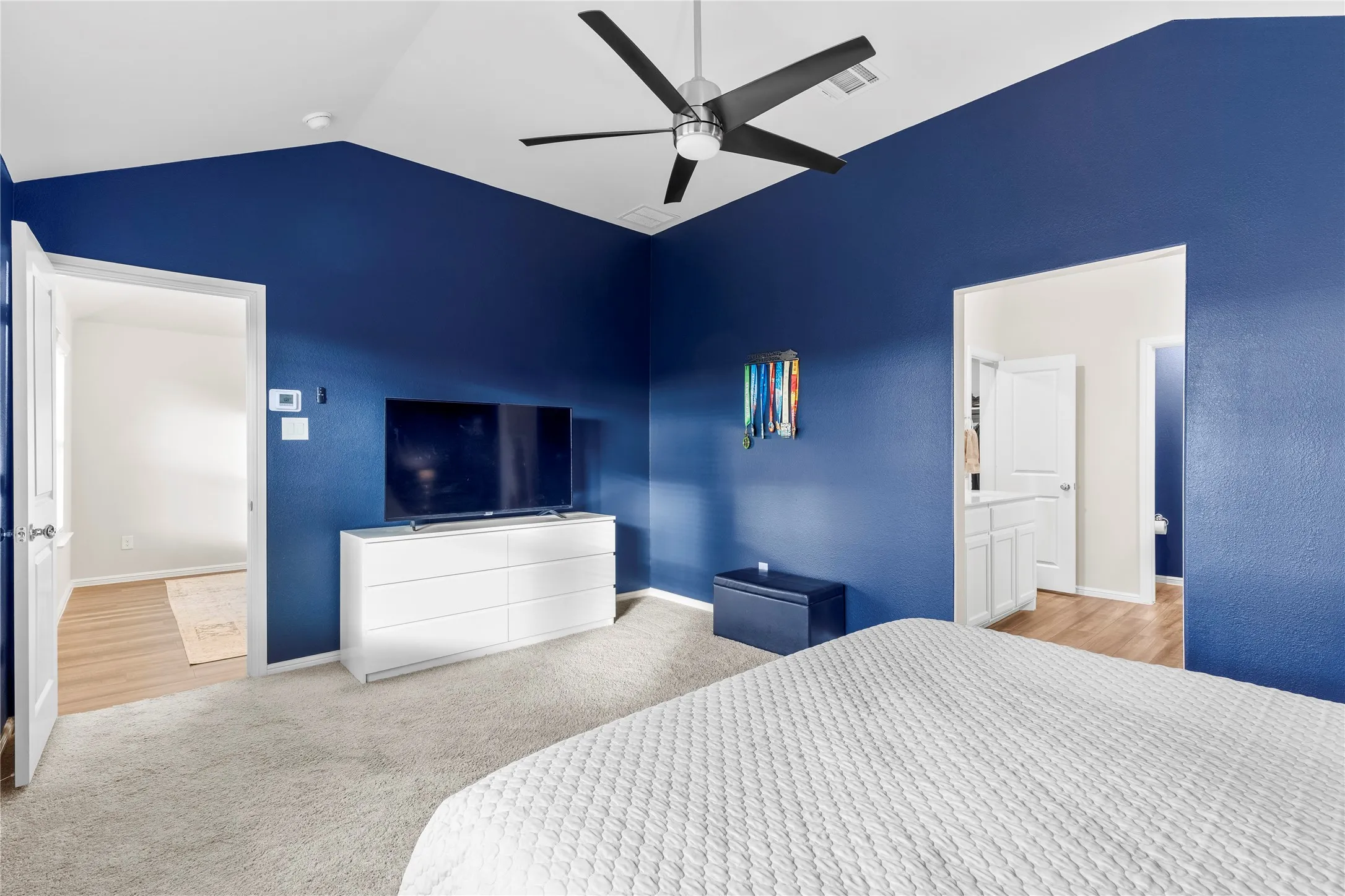 Single Family Residence For Sale in Dallas County , 1133 Catalan Trail, Mesquite, Texas 75149, 3 Bedroom, 2 Bathroom, 2 Garage spaces, 1,697 Sqft, built in 2023, mls#21299609, Real Estate Agent in Mesquite, Homes For Sale in Dallas county, Homes For Sale in Mesquite, Realtor in Mesquite Texas, Real Estate Brokerage Independent Realty Texas, Luminita Cordes Realtor