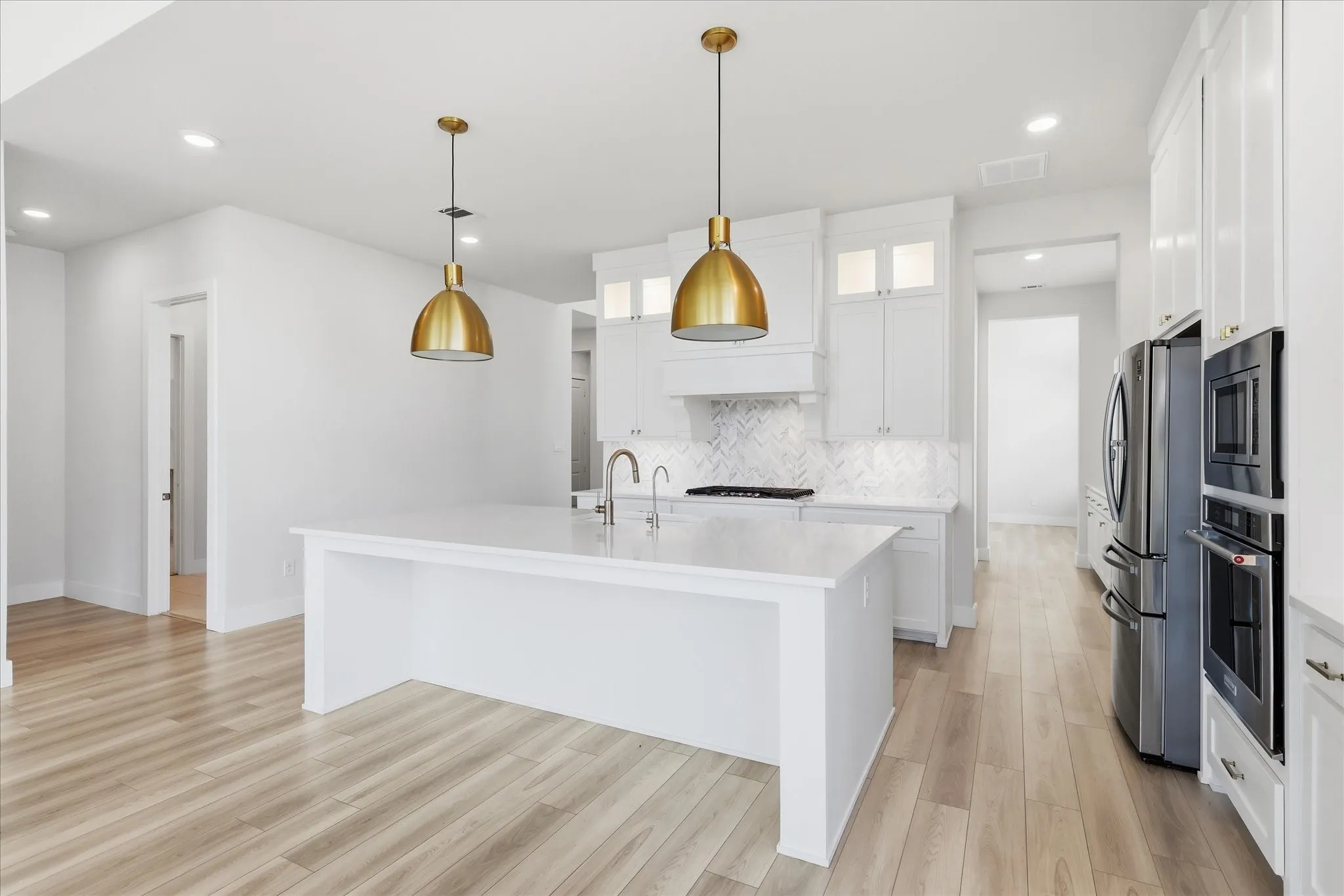 Single Family Residence For Sale in Denton County , 3455 Hollow Pine Drive, Frisco, Texas 75033, 4 Bedroom, 4 Bathroom, 3 Garage spaces, 3,516 Sqft, built in 2021, mls#21298991, Real Estate Agent in Frisco, Homes For Sale in Denton county, Homes For Sale in Frisco, Realtor in Frisco Texas, Real Estate Brokerage Independent Realty Texas, Luminita Cordes Realtor