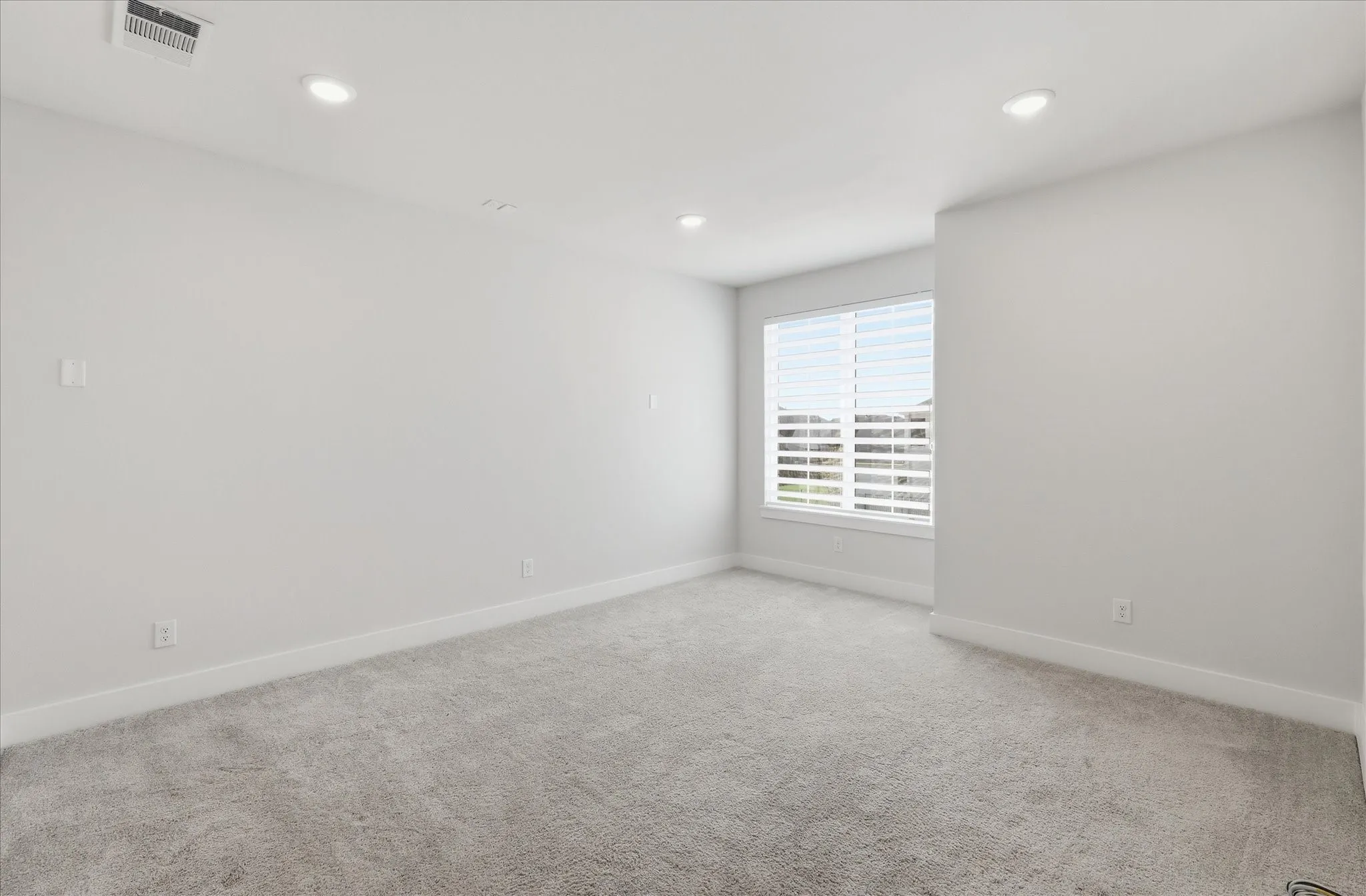 Single Family Residence For Sale in Denton County , 3455 Hollow Pine Drive, Frisco, Texas 75033, 4 Bedroom, 4 Bathroom, 3 Garage spaces, 3,516 Sqft, built in 2021, mls#21298991, Real Estate Agent in Frisco, Homes For Sale in Denton county, Homes For Sale in Frisco, Realtor in Frisco Texas, Real Estate Brokerage Independent Realty Texas, Luminita Cordes Realtor