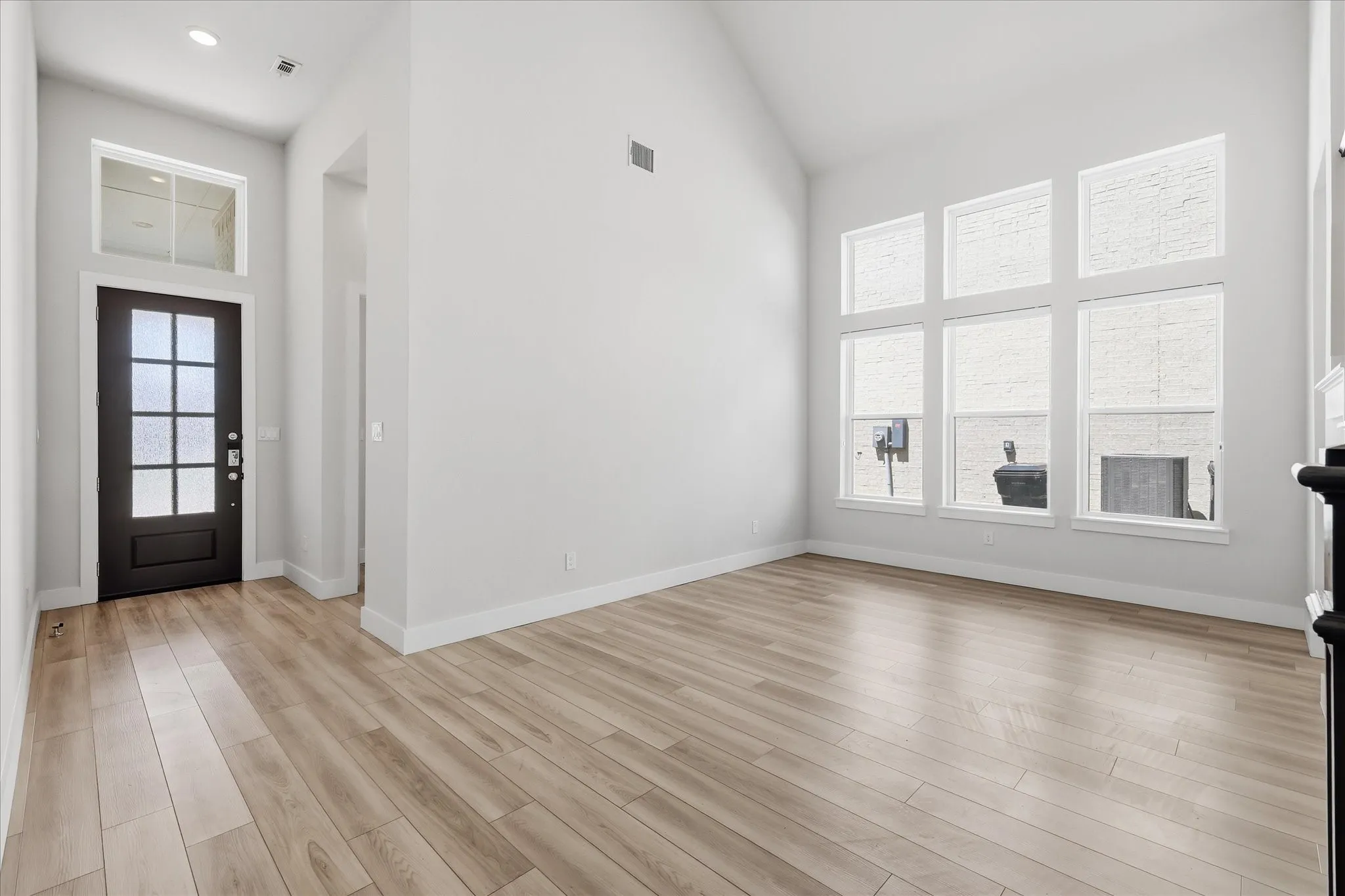 Single Family Residence For Sale in Denton County , 3455 Hollow Pine Drive, Frisco, Texas 75033, 4 Bedroom, 4 Bathroom, 3 Garage spaces, 3,516 Sqft, built in 2021, mls#21298991, Real Estate Agent in Frisco, Homes For Sale in Denton county, Homes For Sale in Frisco, Realtor in Frisco Texas, Real Estate Brokerage Independent Realty Texas, Luminita Cordes Realtor