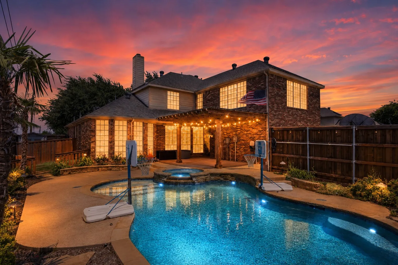 Single Family Residence For Sale in Dallas County , 6421 Fairfield Drive, Rowlett, Texas 75089, 4 Bedroom, 4 Bathroom, 2 Garage spaces, 3,716 Sqft, built in 2002, mls#21298001, Real Estate Agent in Rowlett, Homes For Sale in Dallas county, Homes For Sale in Rowlett, Realtor in Rowlett Texas, Real Estate Brokerage Independent Realty Texas, Luminita Cordes Realtor