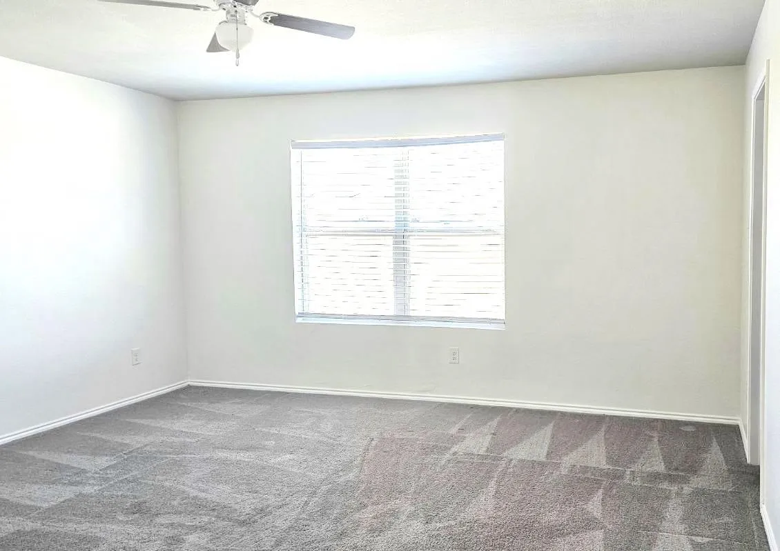 Single Family Residence For Rent in Grayson County , 1004 Waverly Drive, Van Alstyne, Texas 75495, 4 Bedrooms, 3 Bathrooms, 2 Garage spaces, 2,636 Sqft, built in 2021, Price $2,495, mls#21299667, Real Estate Agent in Van Alstyne, Homes For Rent in Grayson county, Homes For Rent in Van Alstyne, Realtor in Van Alstyne Texas, Real Estate Brokerage Independent Realty Texas, Luminita Cordes Realtor
