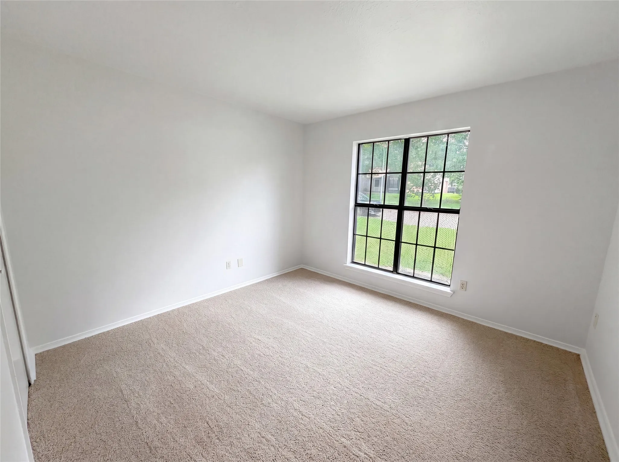 Single Family Residence For Sale in Dallas County , 1319 Oak Run Drive, Duncanville, Texas 75137, 3 Bedroom, 2 Bathroom, 2 Garage spaces, 1,450 Sqft, built in 1984, mls#21299666, Real Estate Agent in Duncanville, Homes For Sale in Dallas county, Homes For Sale in Duncanville, Realtor in Duncanville Texas, Real Estate Brokerage Independent Realty Texas, Luminita Cordes Realtor