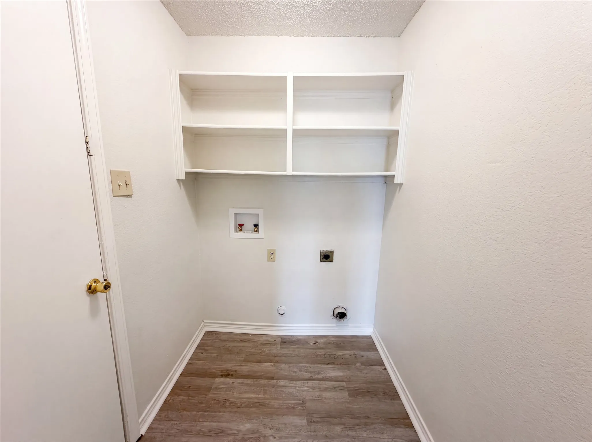 Single Family Residence For Sale in Dallas County , 1319 Oak Run Drive, Duncanville, Texas 75137, 3 Bedroom, 2 Bathroom, 2 Garage spaces, 1,450 Sqft, built in 1984, mls#21299666, Real Estate Agent in Duncanville, Homes For Sale in Dallas county, Homes For Sale in Duncanville, Realtor in Duncanville Texas, Real Estate Brokerage Independent Realty Texas, Luminita Cordes Realtor