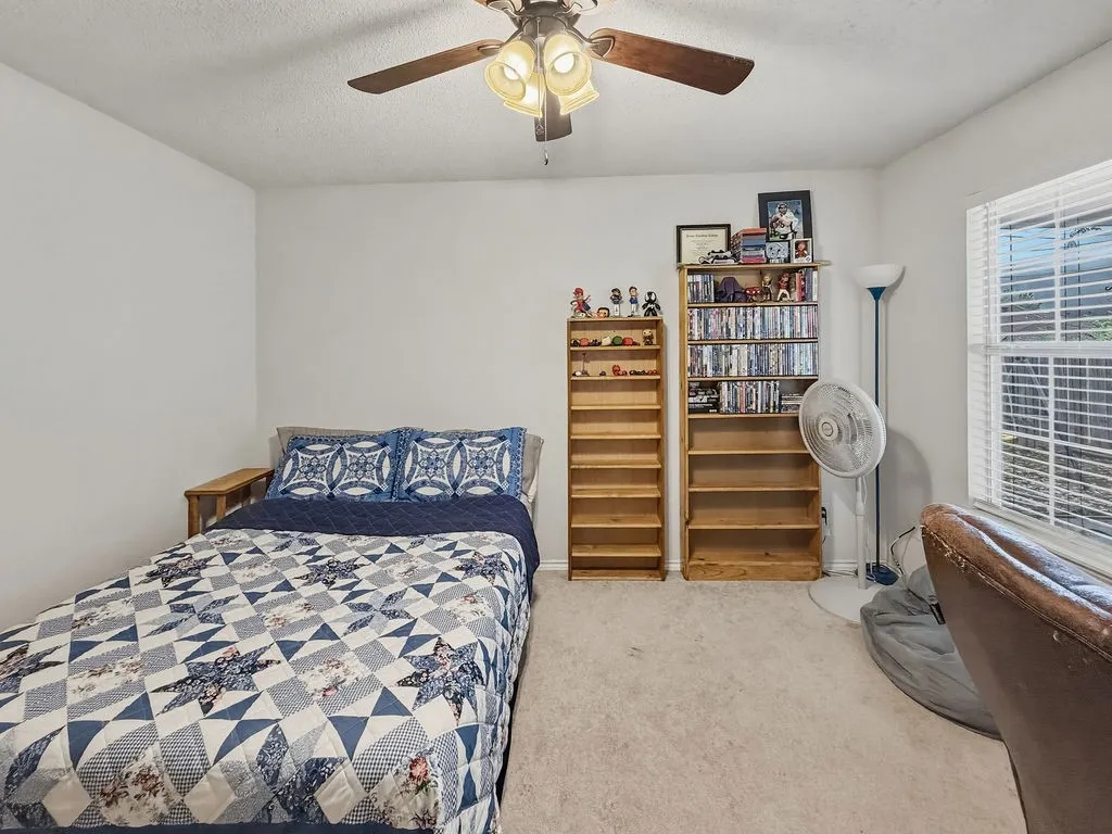 Single Family Residence For Sale in Hopkins County , 1857 Woodbridge Drive, Sulphur Springs, Texas 75482, 3 Bedroom, 2 Bathroom, 2 Garage spaces, 1,947 Sqft, built in 1999, mls#21297800, Real Estate Agent in Sulphur Springs, Homes For Sale in Hopkins county, Homes For Sale in Sulphur Springs, Realtor in Sulphur Springs Texas, Real Estate Brokerage Independent Realty Texas, Luminita Cordes Realtor