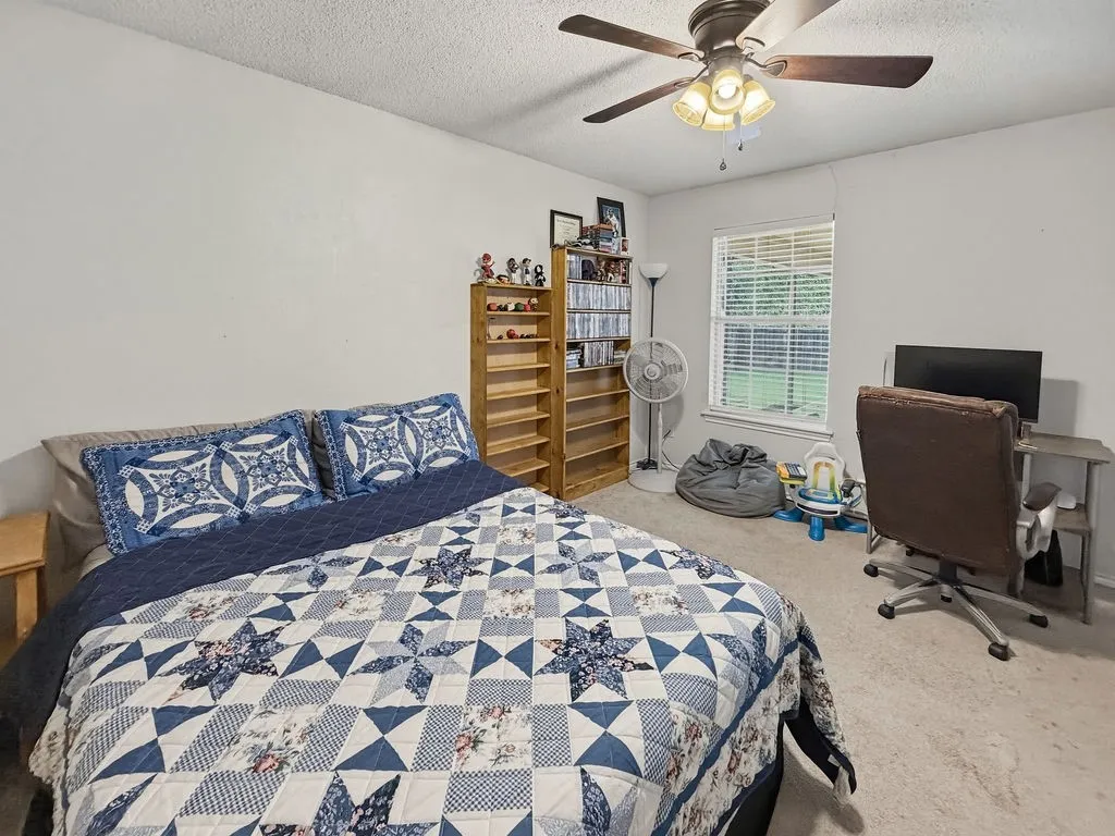 Single Family Residence For Sale in Hopkins County , 1857 Woodbridge Drive, Sulphur Springs, Texas 75482, 3 Bedroom, 2 Bathroom, 2 Garage spaces, 1,947 Sqft, built in 1999, mls#21297800, Real Estate Agent in Sulphur Springs, Homes For Sale in Hopkins county, Homes For Sale in Sulphur Springs, Realtor in Sulphur Springs Texas, Real Estate Brokerage Independent Realty Texas, Luminita Cordes Realtor