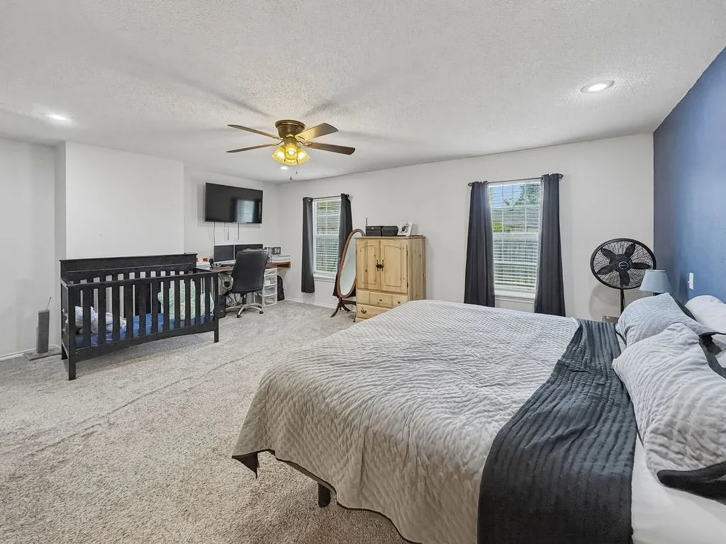 Single Family Residence For Sale in Hopkins County , 1857 Woodbridge Drive, Sulphur Springs, Texas 75482, 3 Bedroom, 2 Bathroom, 2 Garage spaces, 1,947 Sqft, built in 1999, mls#21297800, Real Estate Agent in Sulphur Springs, Homes For Sale in Hopkins county, Homes For Sale in Sulphur Springs, Realtor in Sulphur Springs Texas, Real Estate Brokerage Independent Realty Texas, Luminita Cordes Realtor