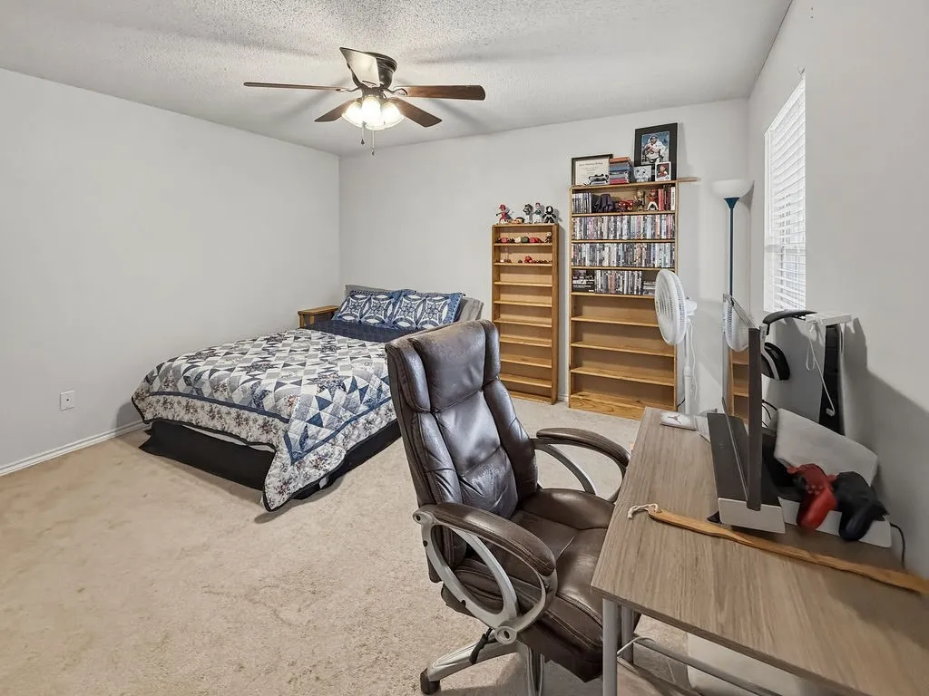 Single Family Residence For Sale in Hopkins County , 1857 Woodbridge Drive, Sulphur Springs, Texas 75482, 3 Bedroom, 2 Bathroom, 2 Garage spaces, 1,947 Sqft, built in 1999, mls#21297800, Real Estate Agent in Sulphur Springs, Homes For Sale in Hopkins county, Homes For Sale in Sulphur Springs, Realtor in Sulphur Springs Texas, Real Estate Brokerage Independent Realty Texas, Luminita Cordes Realtor